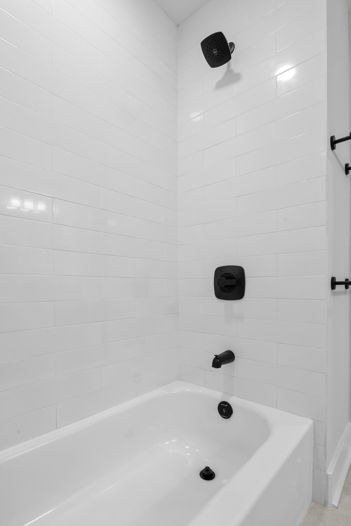 METES & BOUNDS - Residential Lease