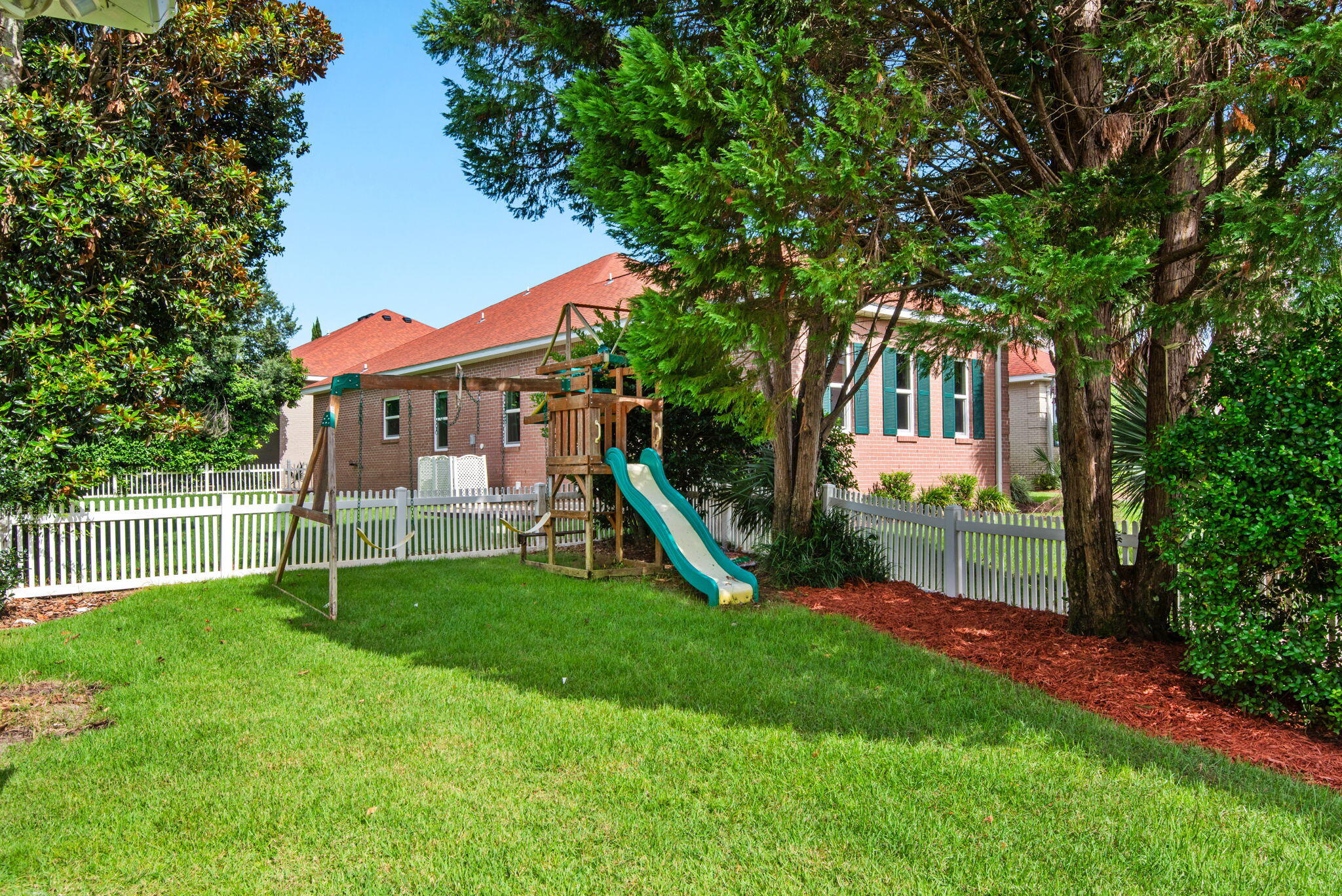 MEDITERRANEAN VILLAGE AT BLUEWATER BAY - Residential