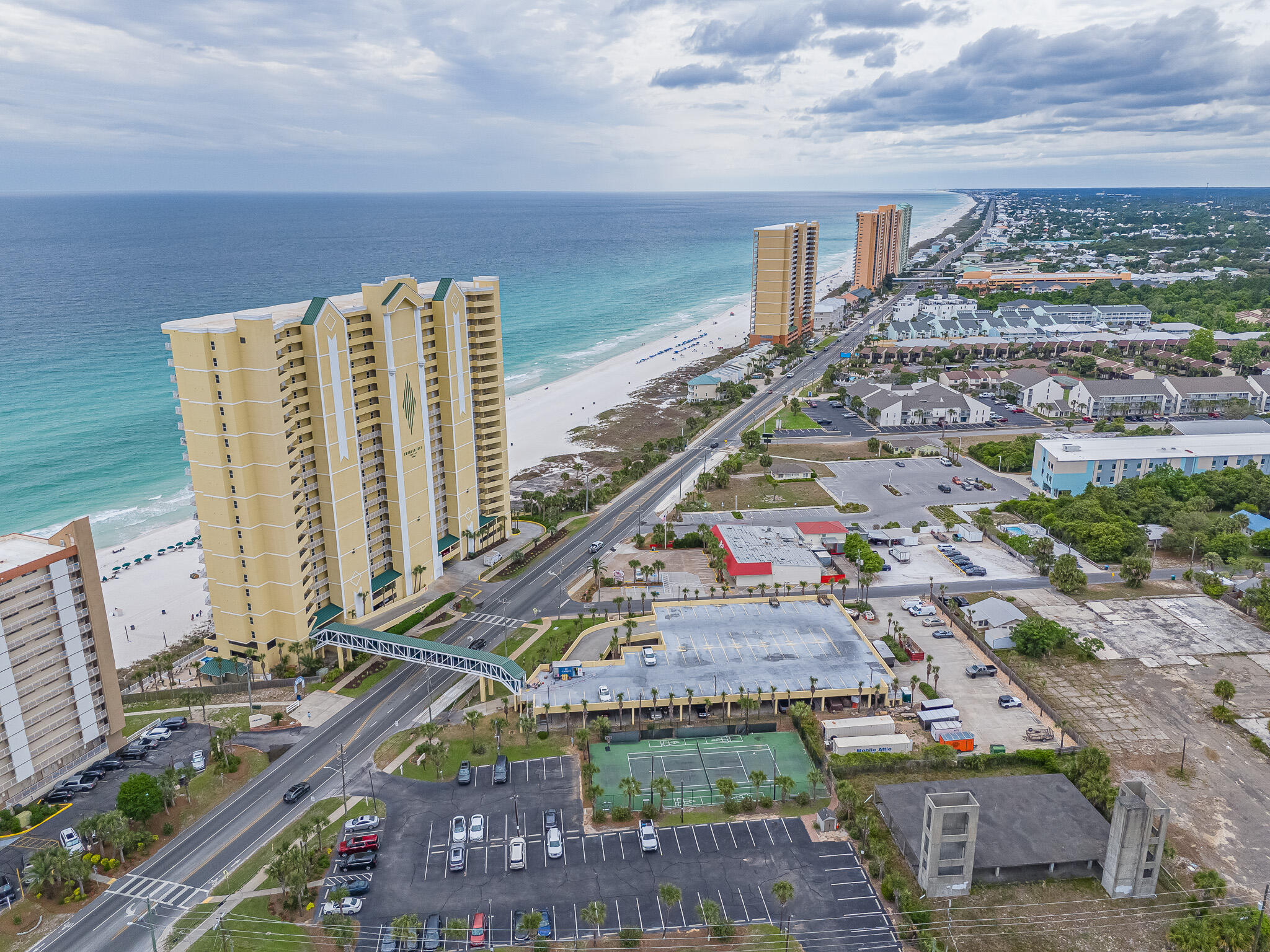 EMERALD ISLE - Residential
