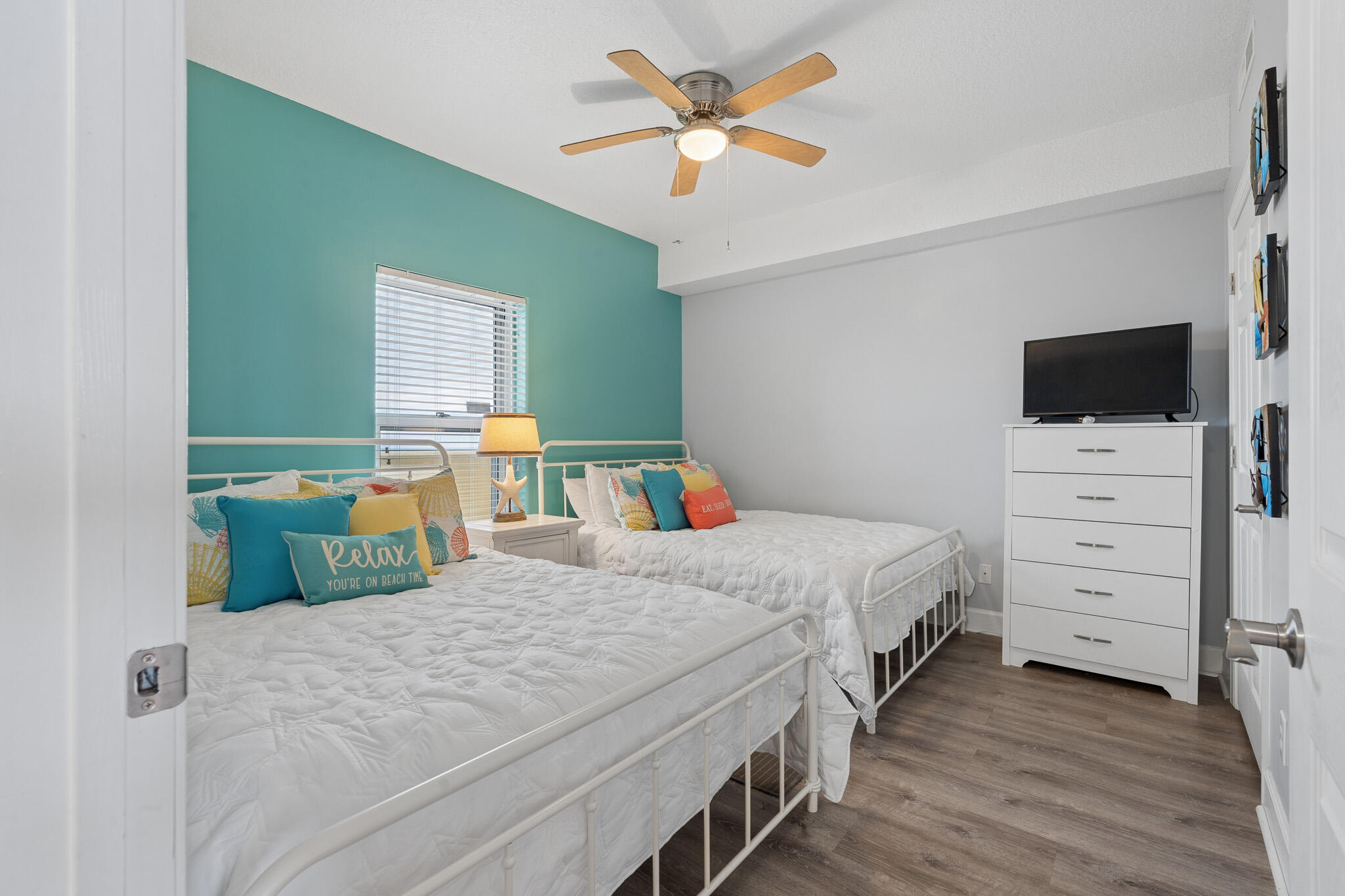 EMERALD ISLE - Residential