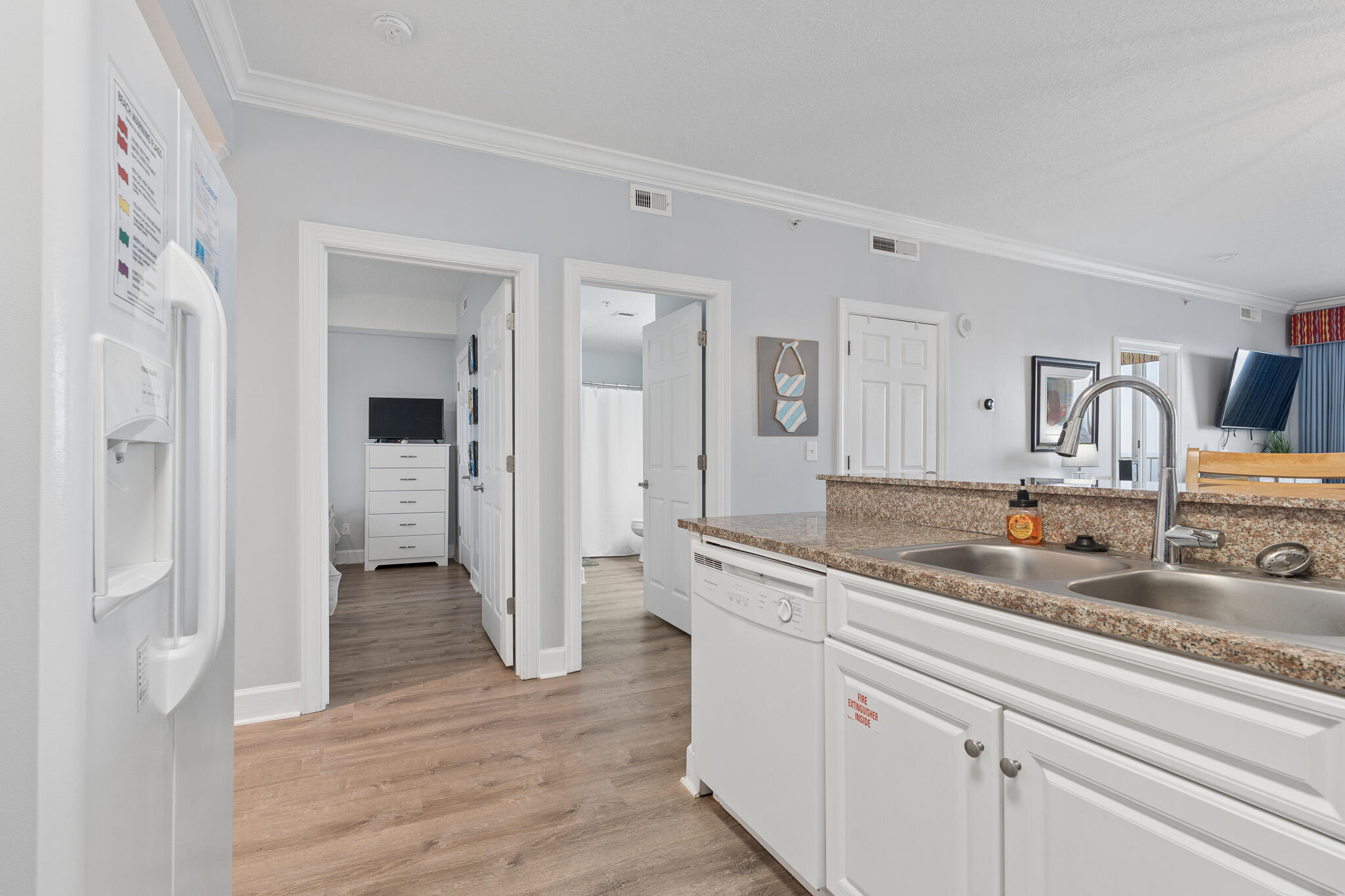 EMERALD ISLE - Residential