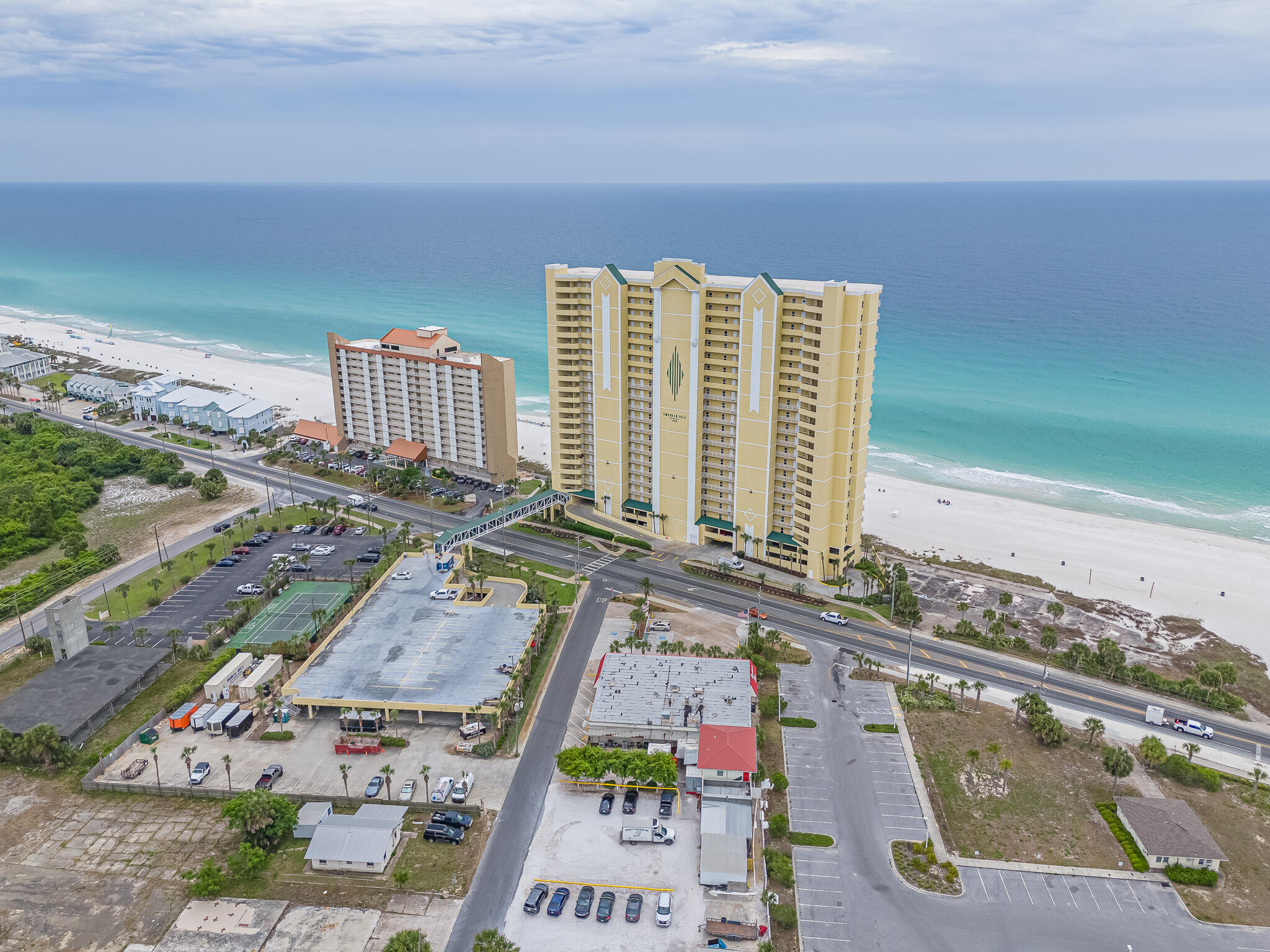 EMERALD ISLE - Residential