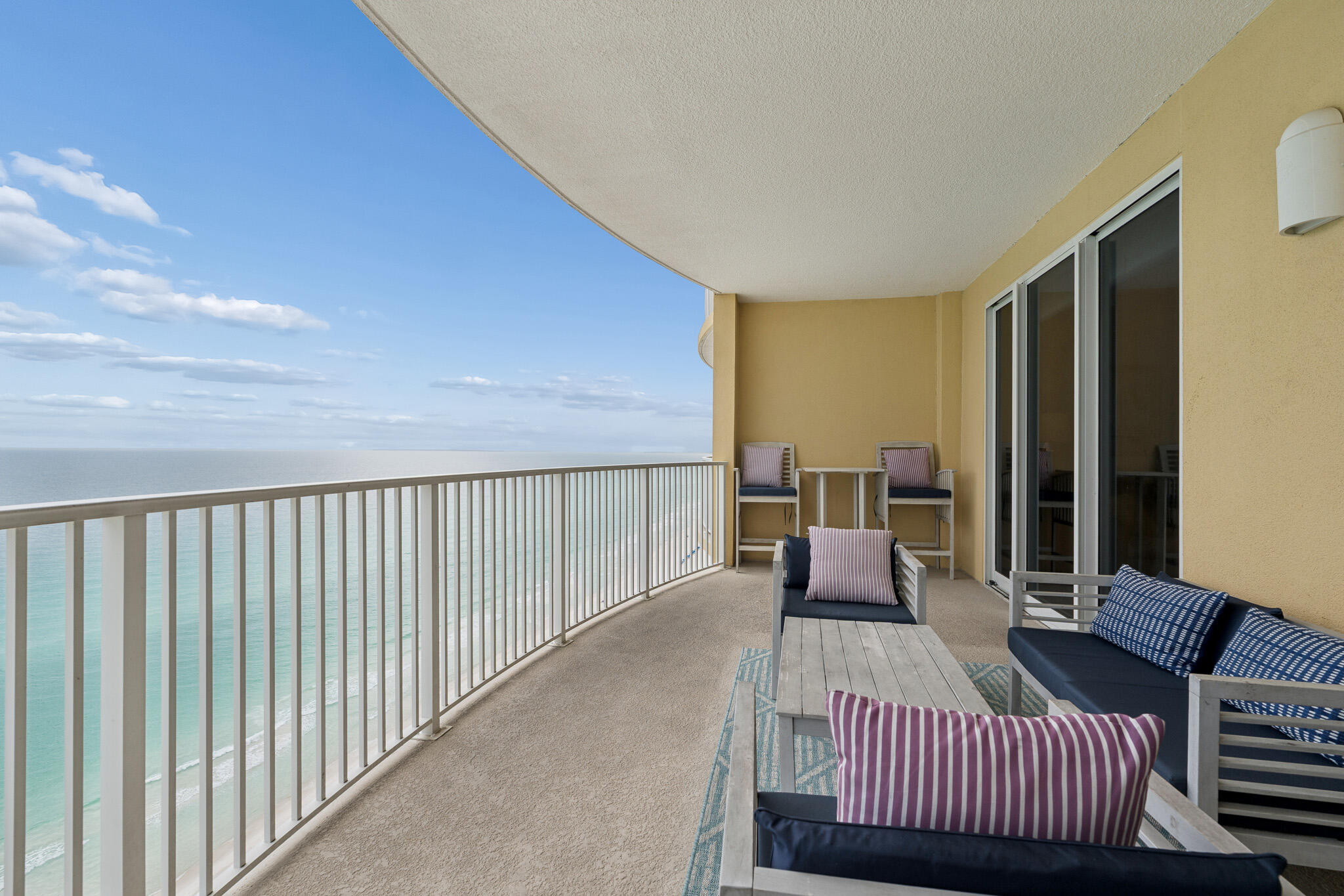 EMERALD ISLE - Residential