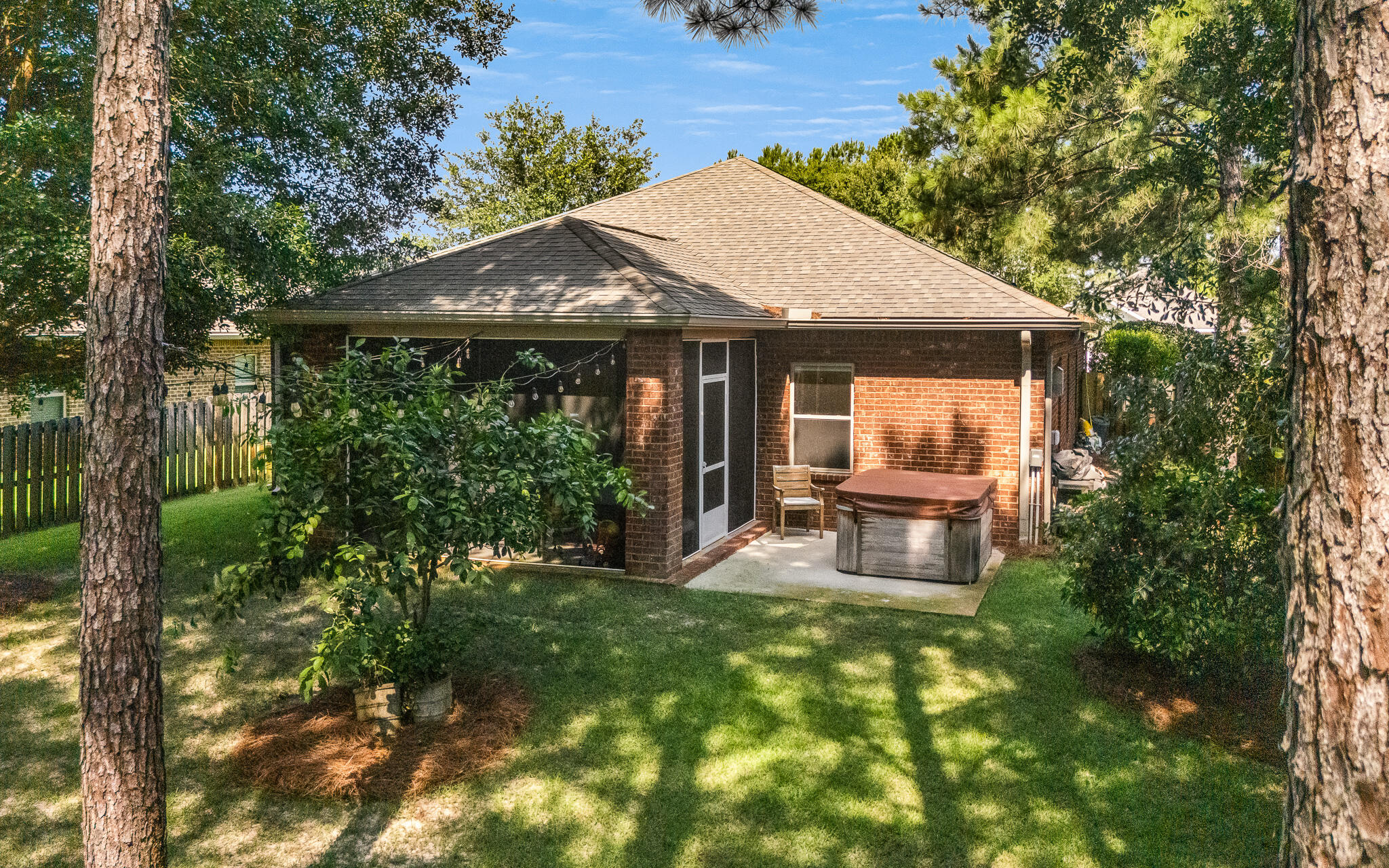 HAMMOCK BAY - Residential