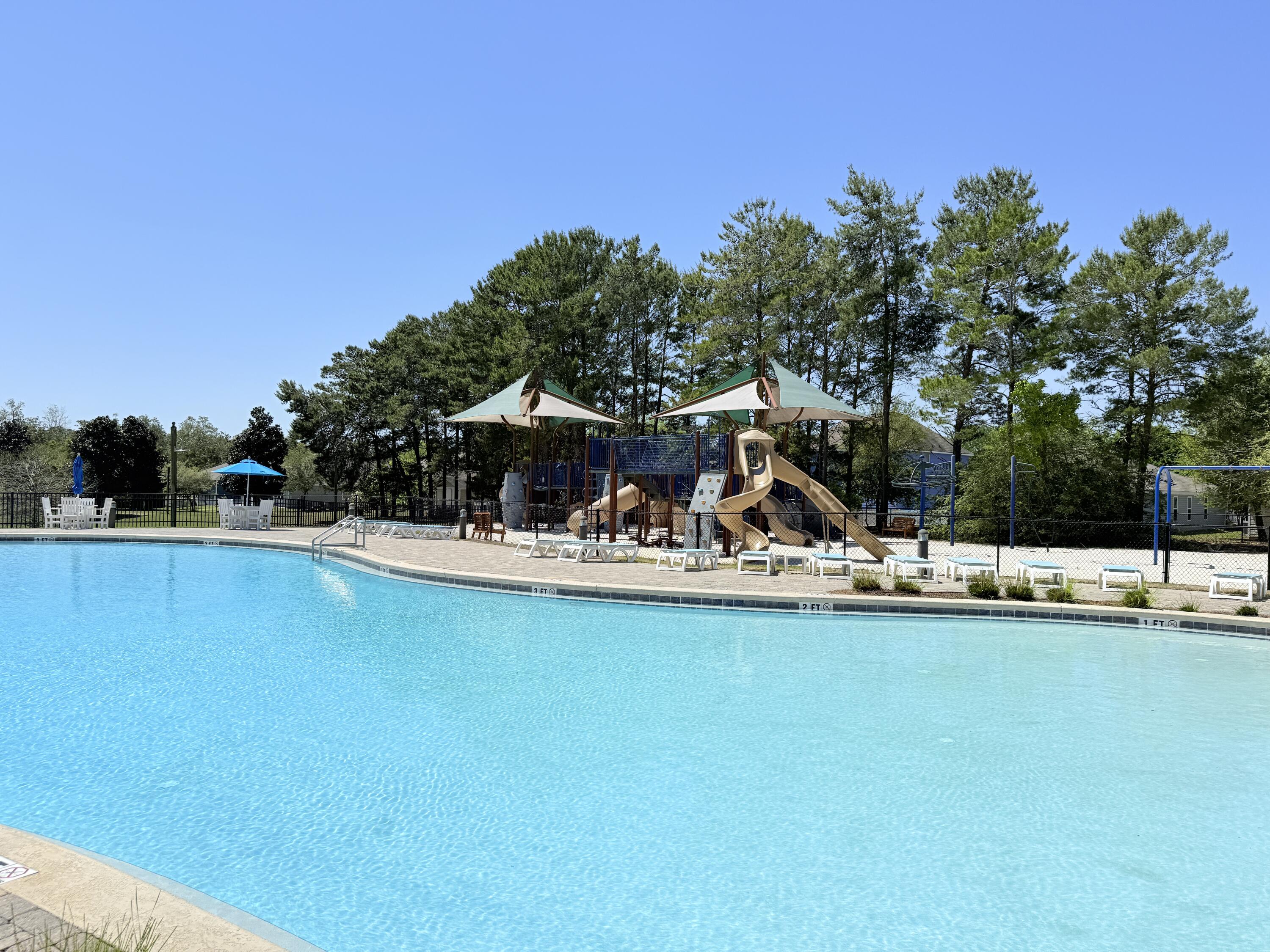 HAMMOCK BAY - Residential