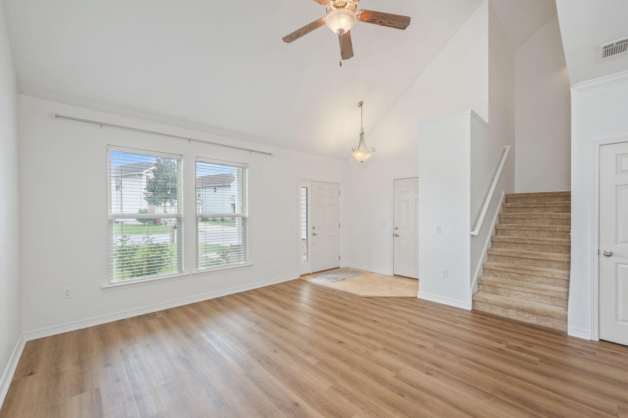 SANDY RIDGE ESTATES - Residential