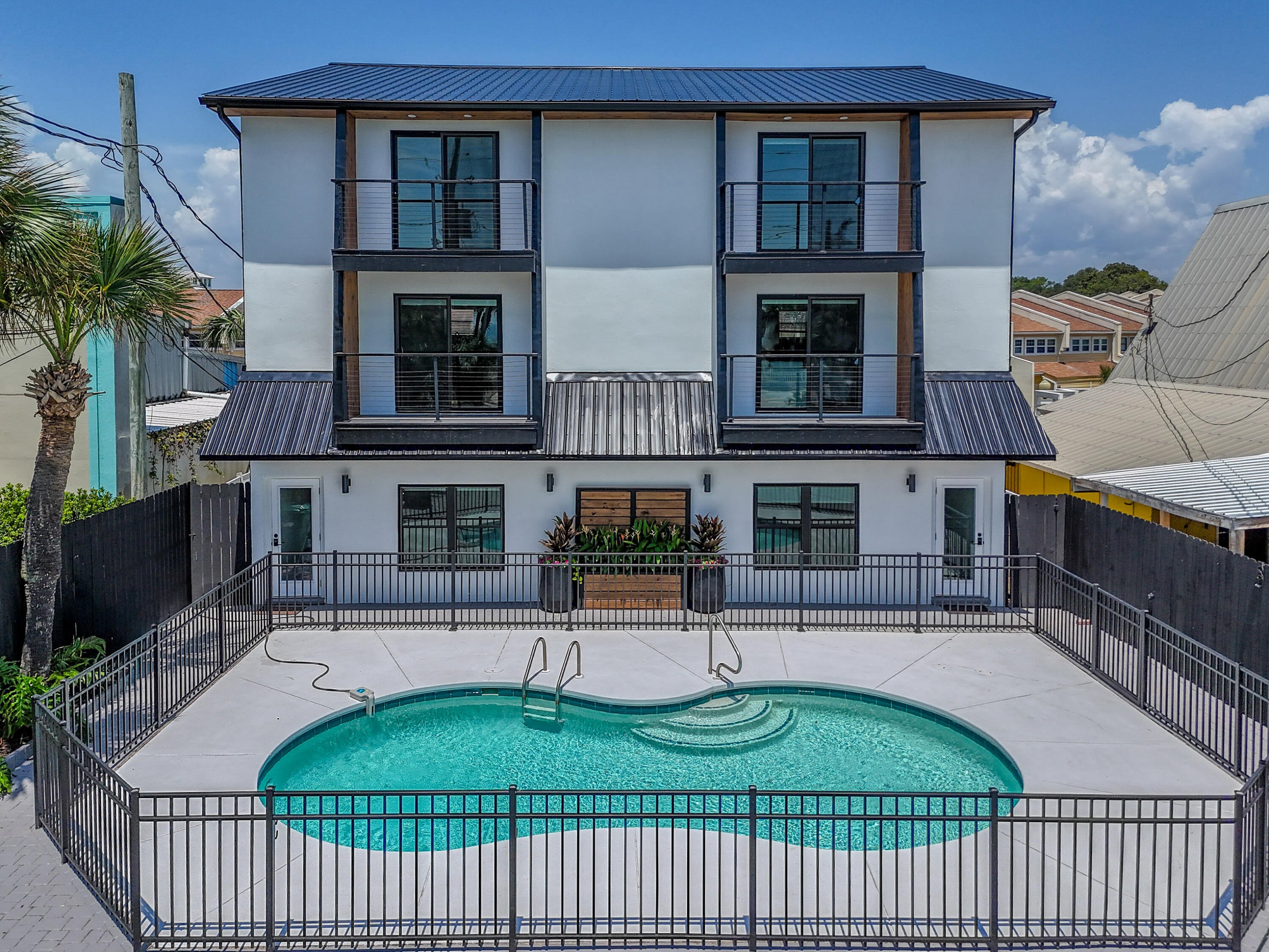 WARREN HEIGHTS - Residential