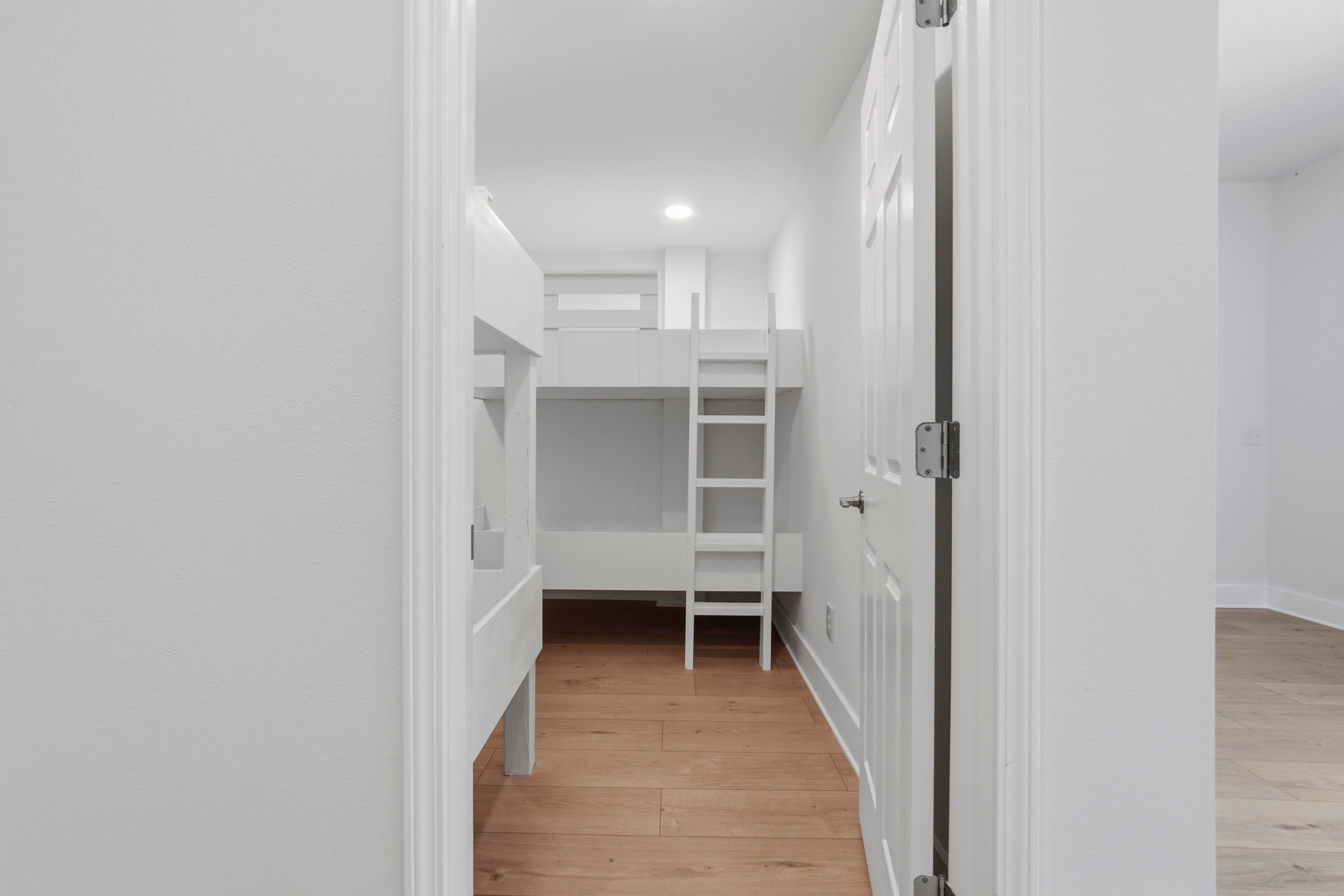 WARREN HEIGHTS - Residential