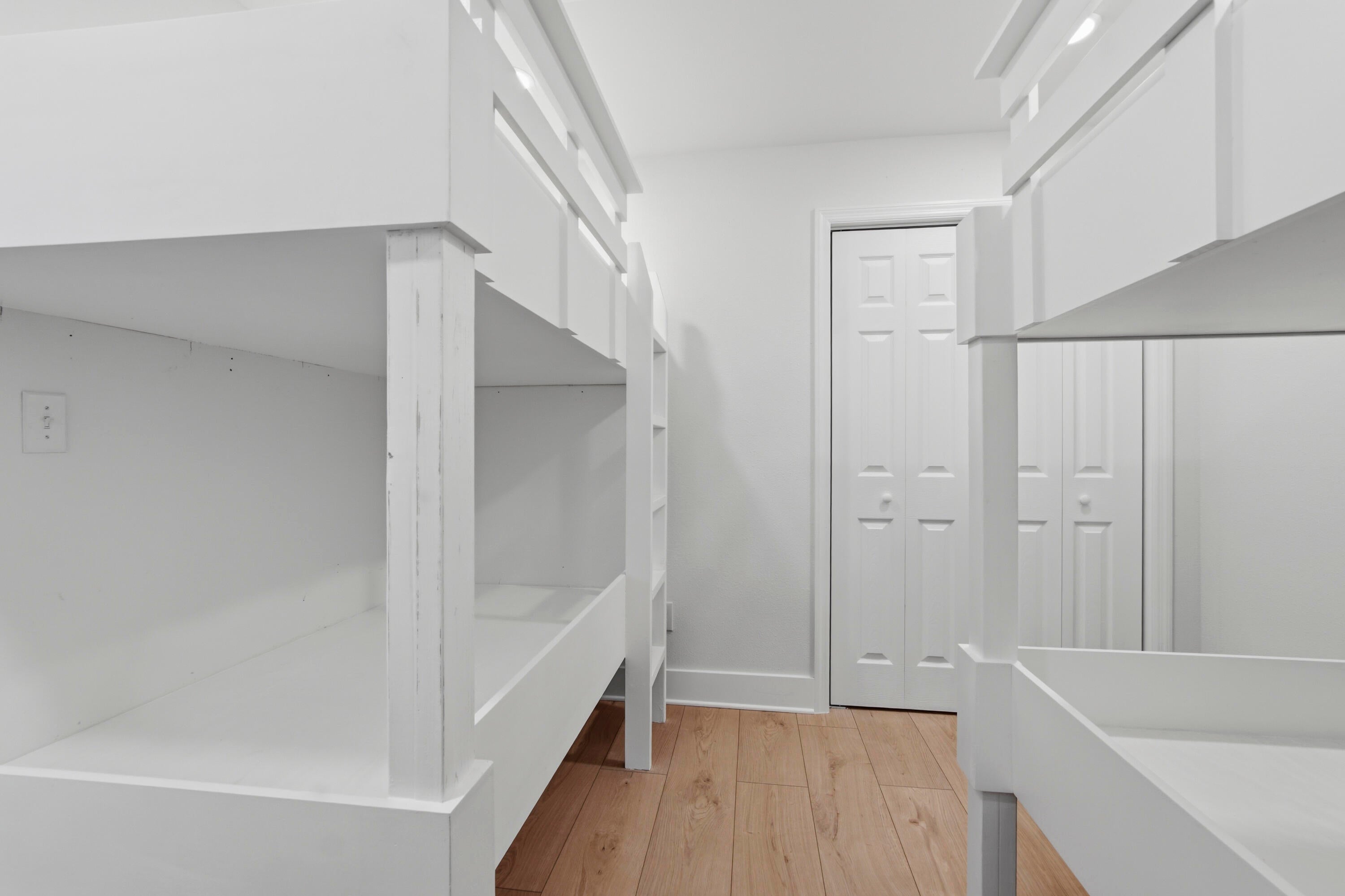 WARREN HEIGHTS - Residential