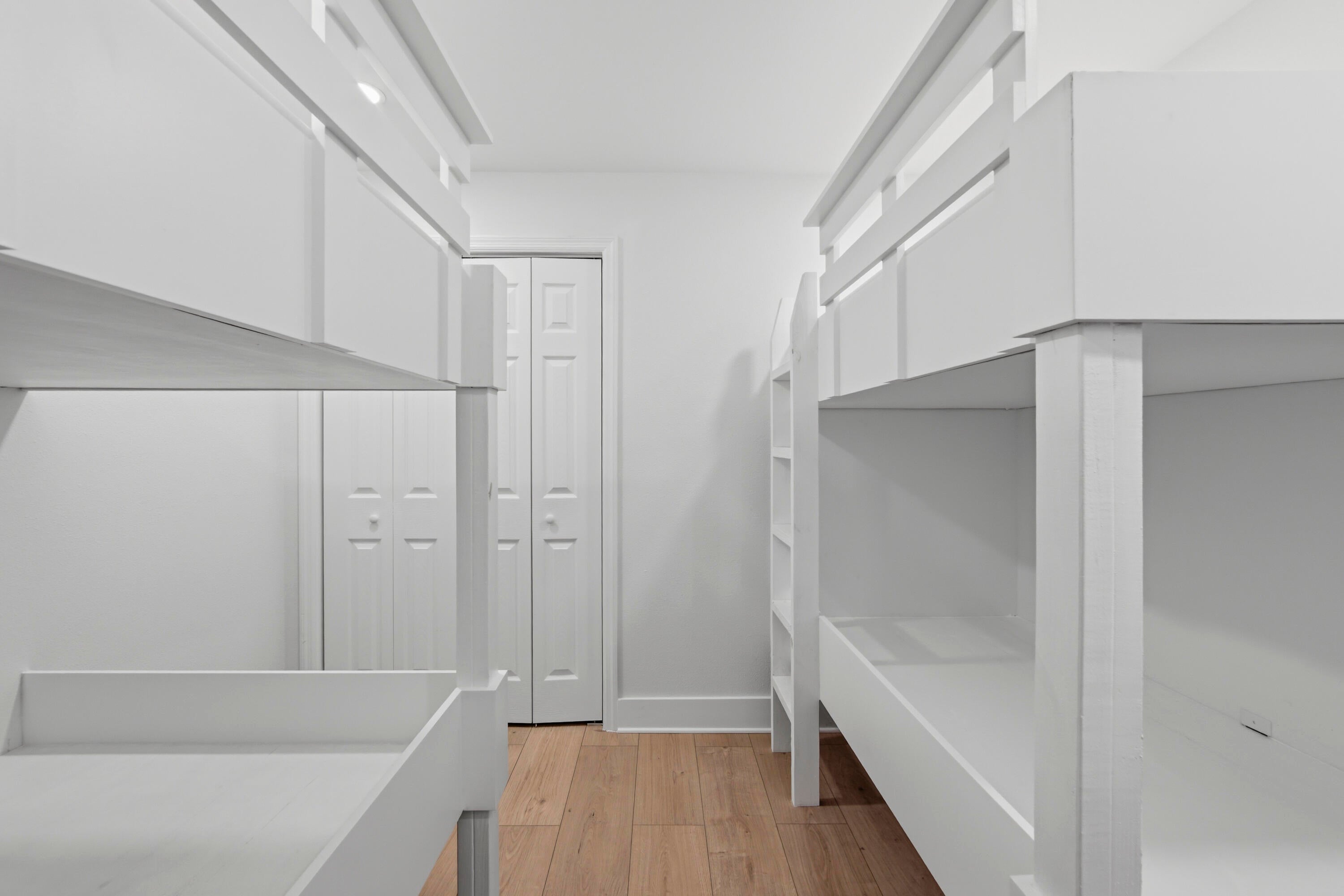 WARREN HEIGHTS - Residential