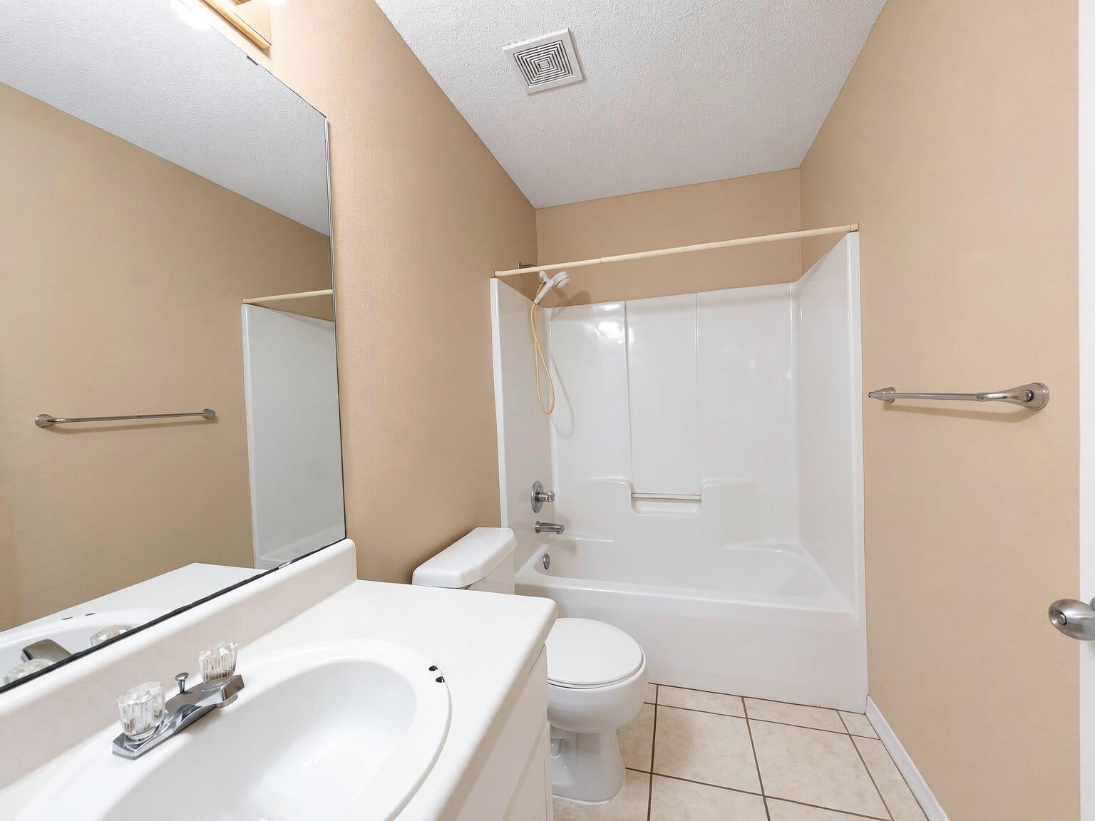 WATERFORD ESTATES S/D - Residential Lease