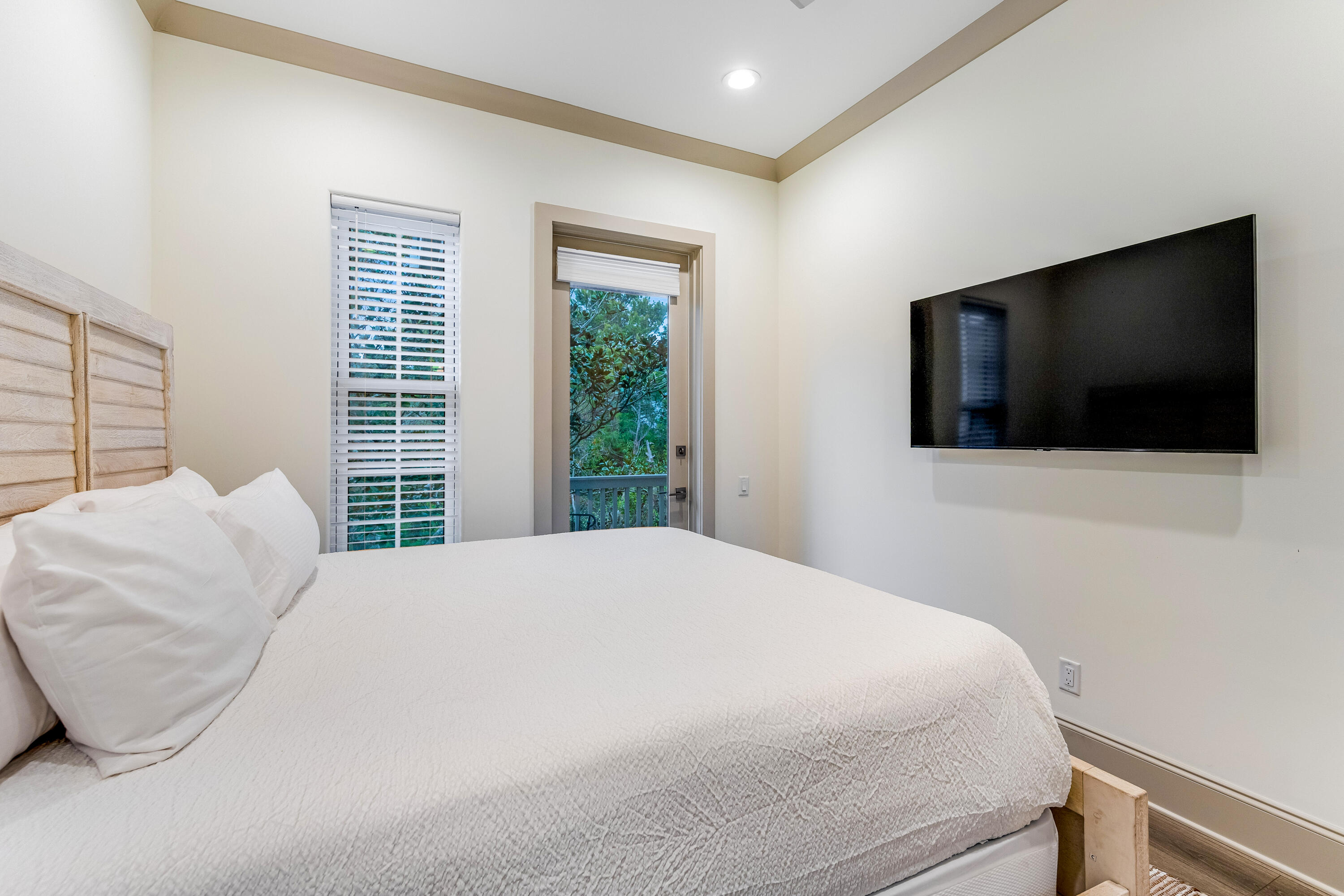 AZURE - Residential Lease