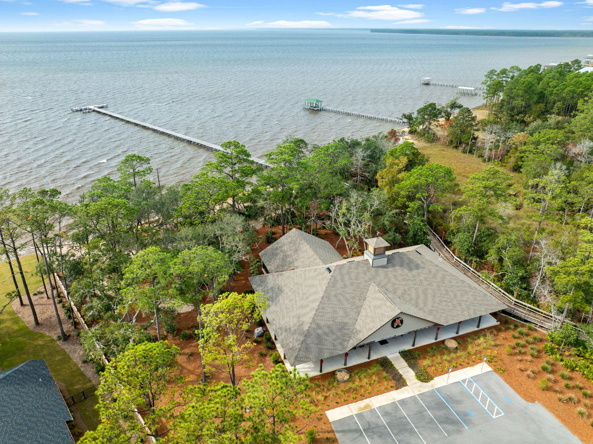 HAMMOCK BAY - MILL COTTAGES - Residential