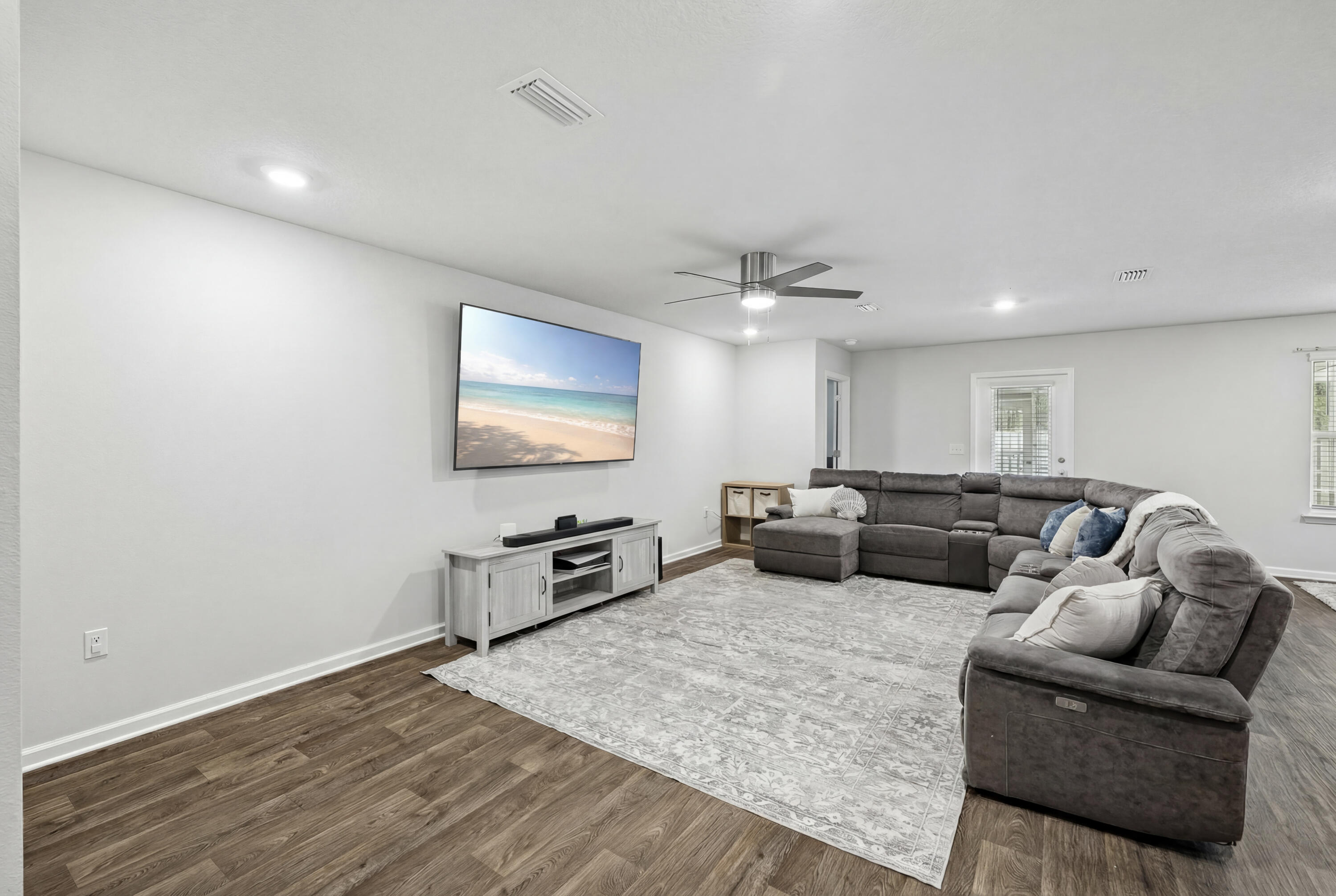 HAMMOCK BAY - MILL COTTAGES - Residential