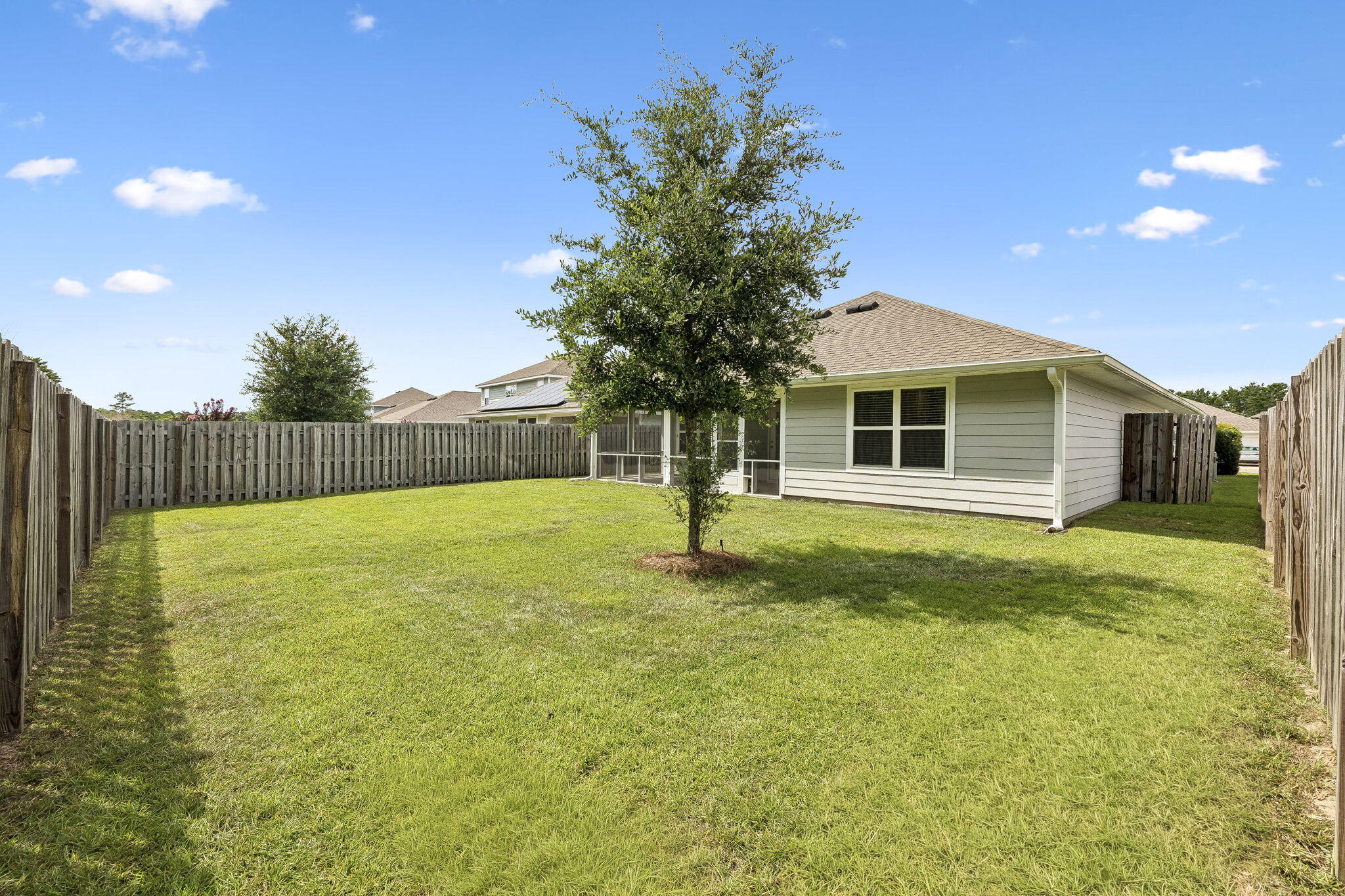 HAMMOCK BAY - MILL COTTAGES - Residential