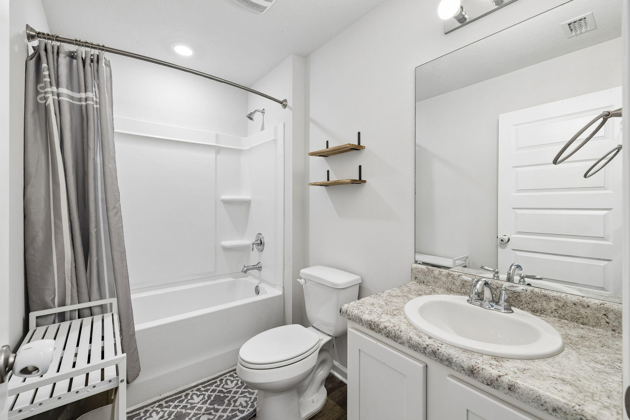 HAMMOCK BAY - MILL COTTAGES - Residential