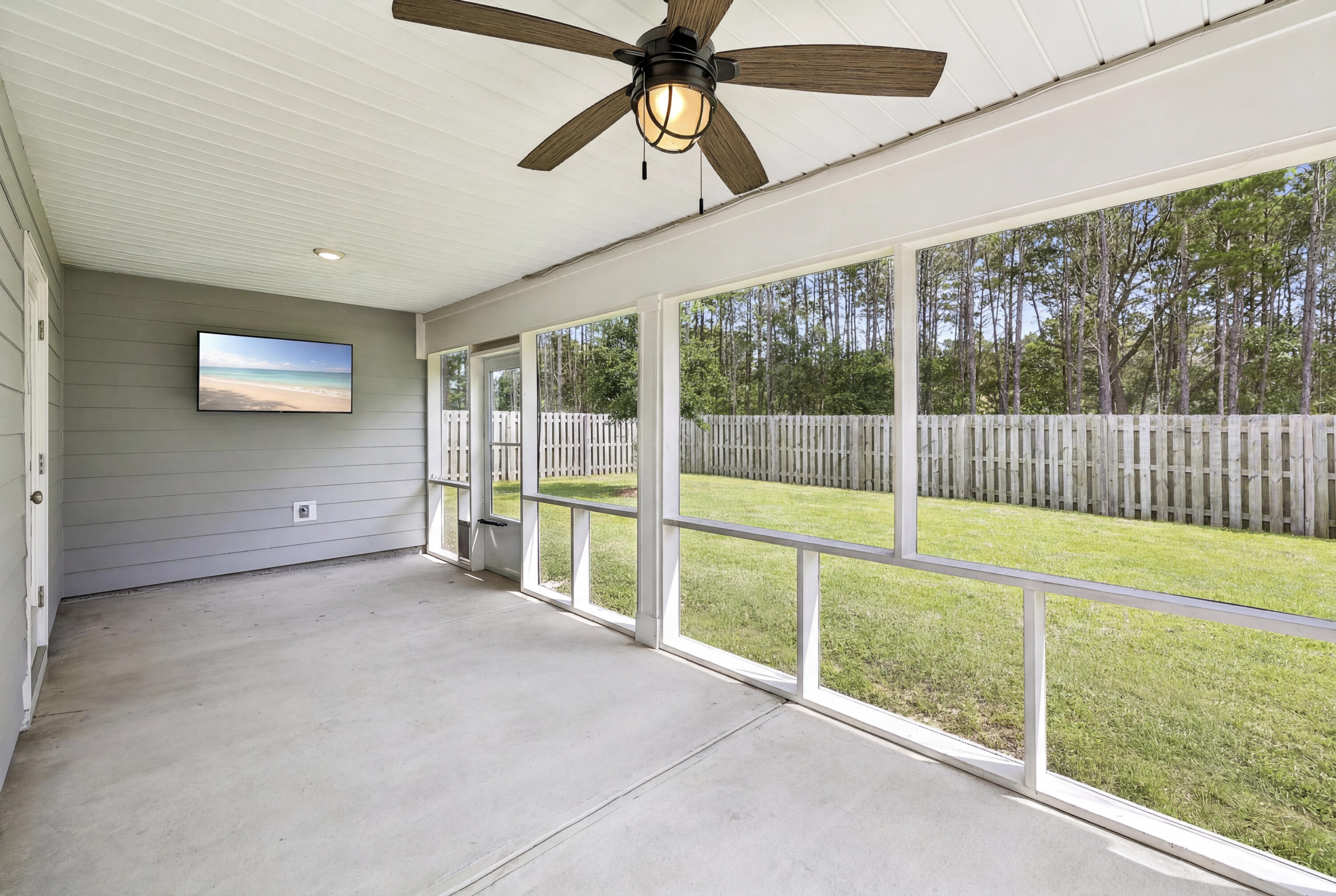 HAMMOCK BAY - MILL COTTAGES - Residential