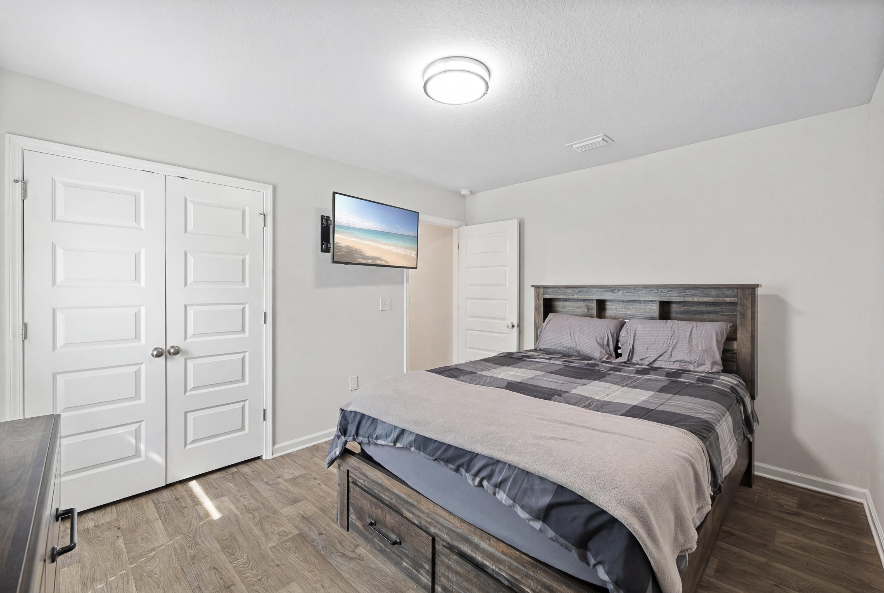 HAMMOCK BAY - MILL COTTAGES - Residential