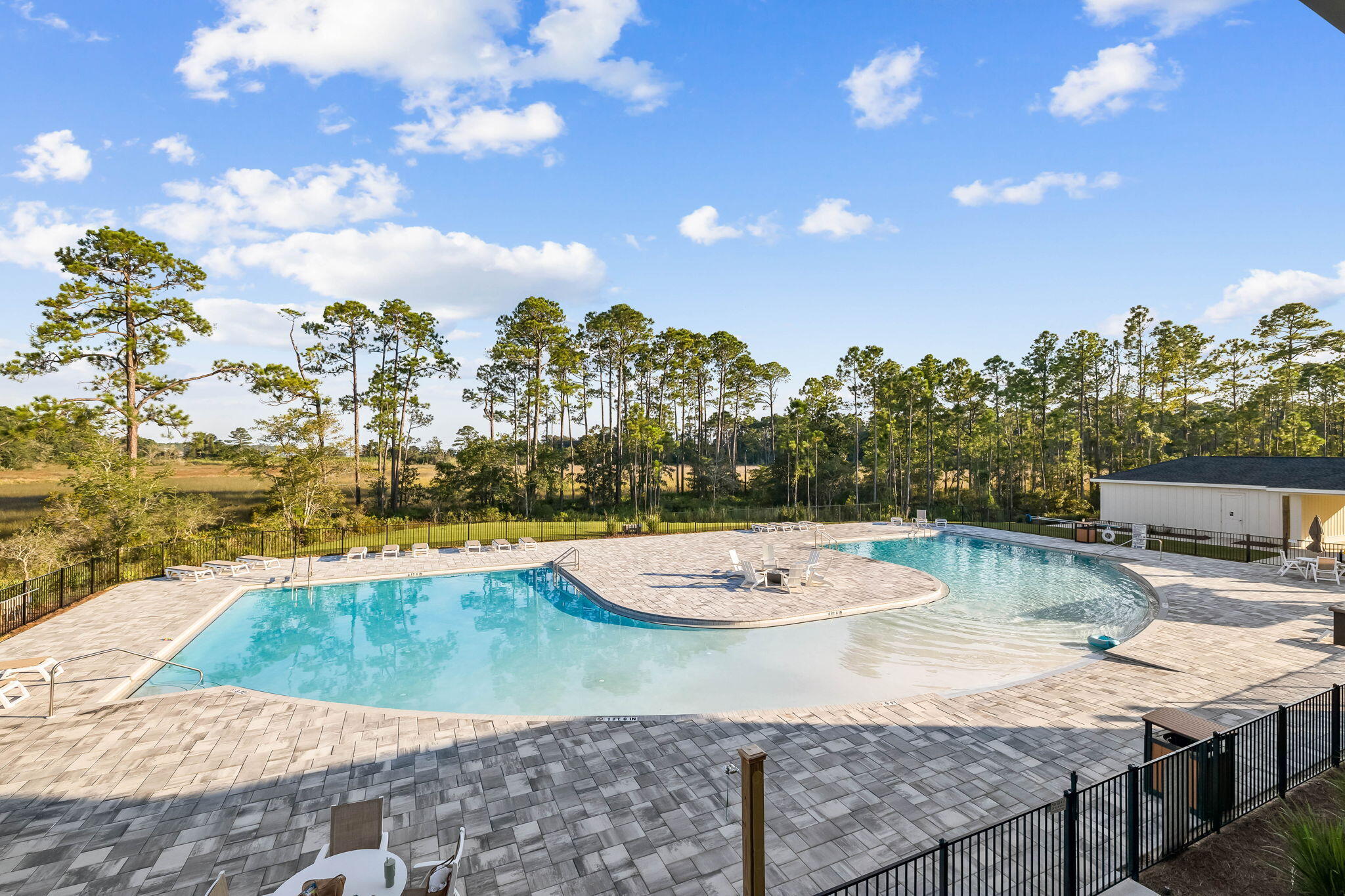 HAMMOCK BAY - MILL COTTAGES - Residential