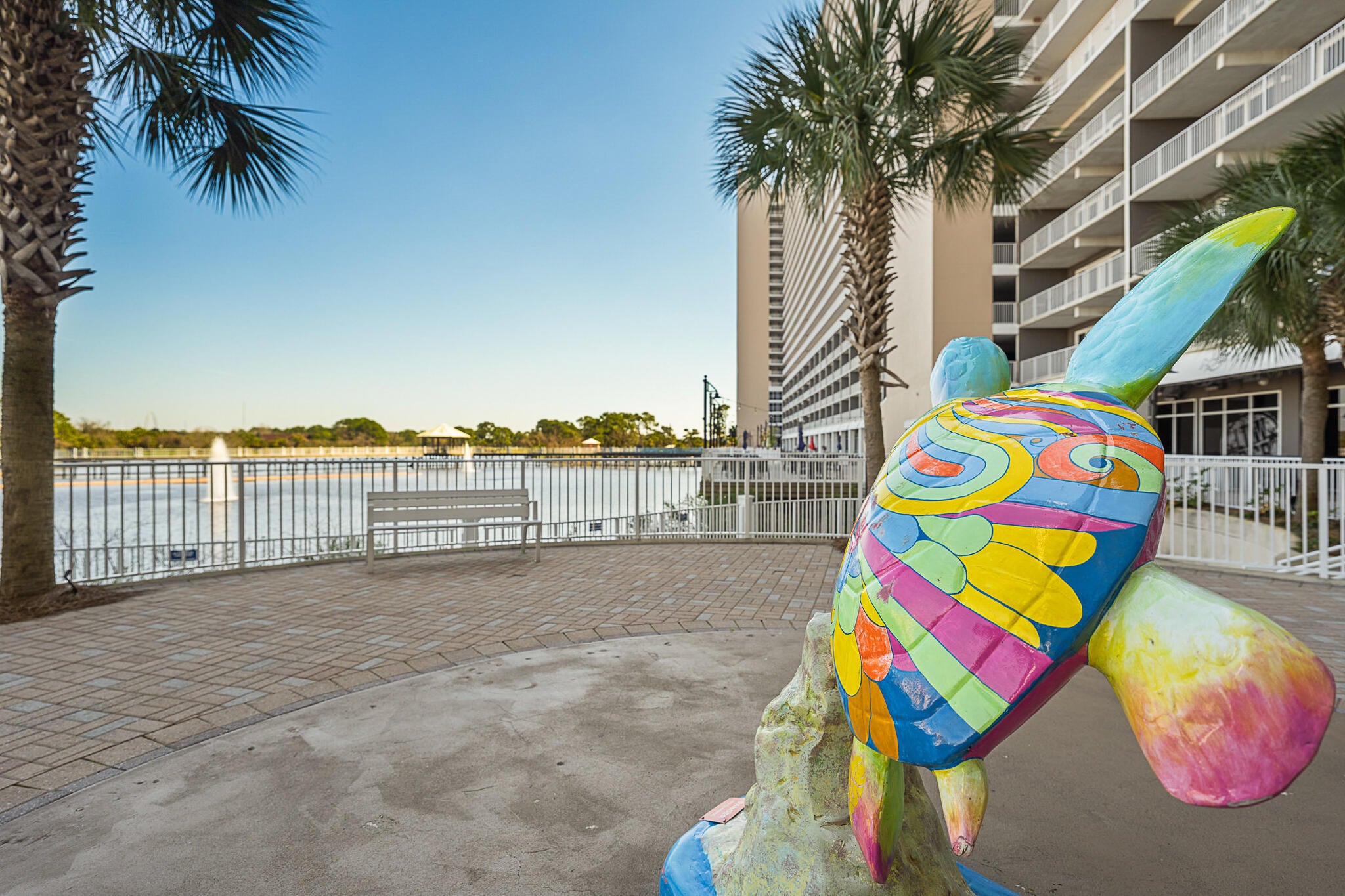 LAKETOWN WHARF - Residential