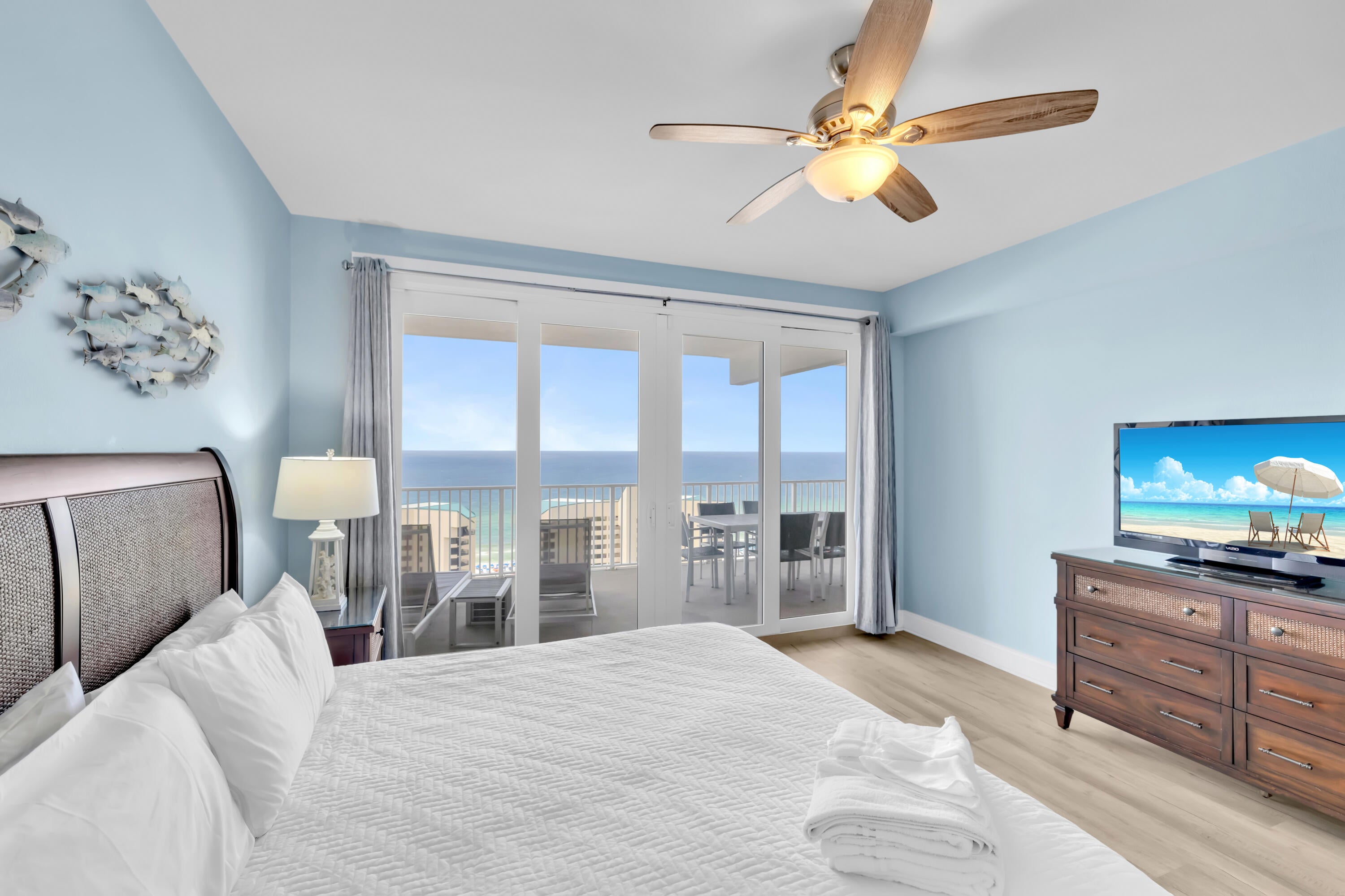 LAKETOWN WHARF - Residential