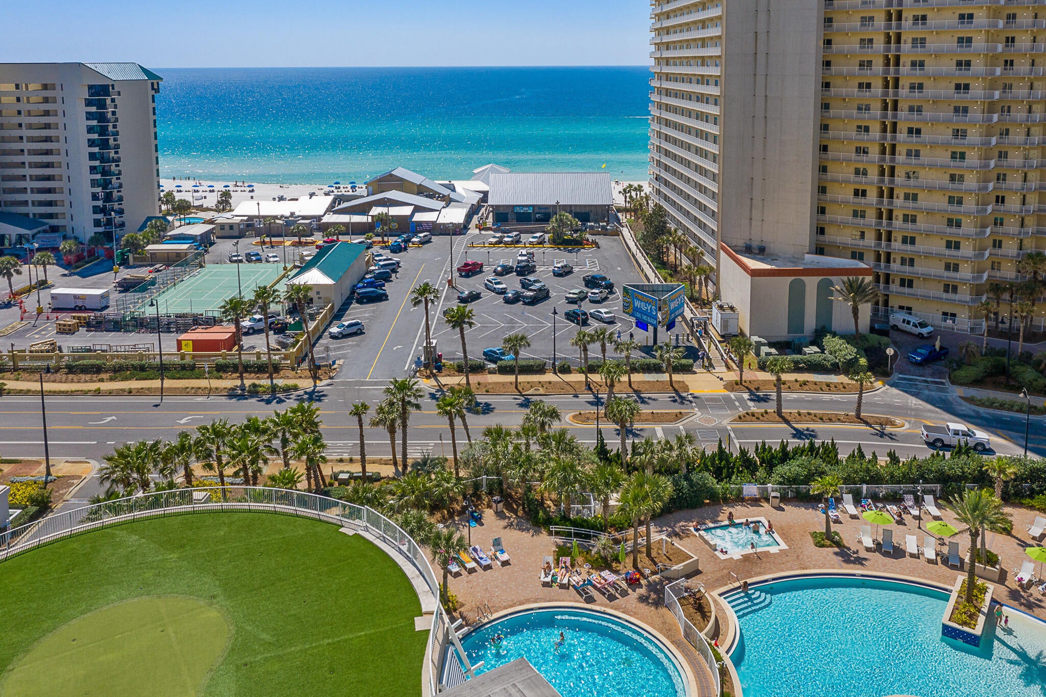 LAKETOWN WHARF - Residential