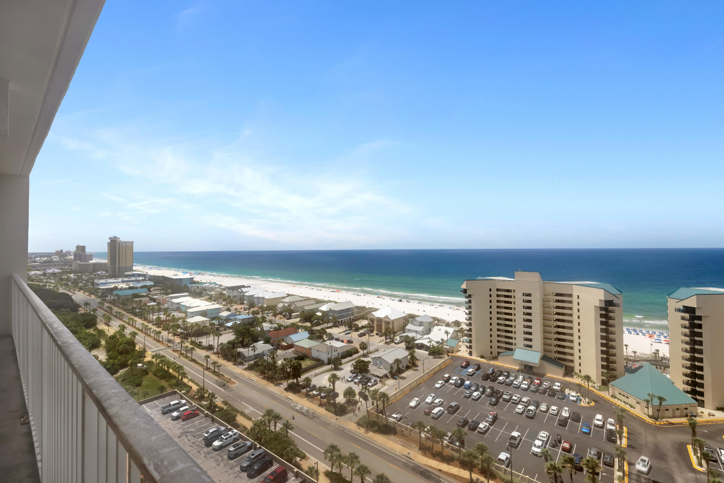 LAKETOWN WHARF - Residential