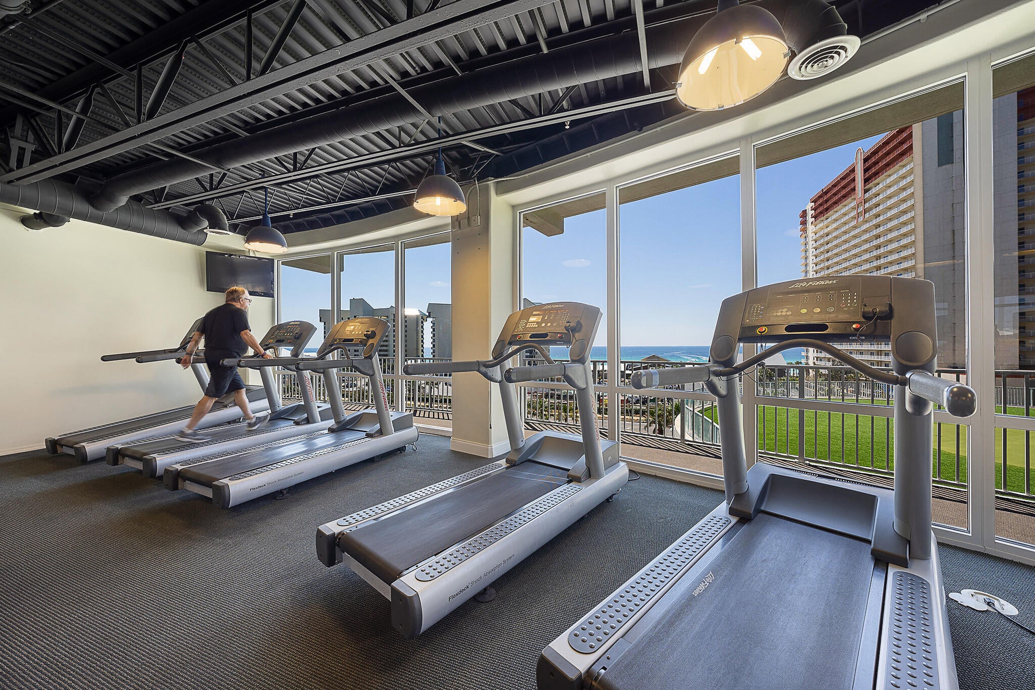 LAKETOWN WHARF - Residential