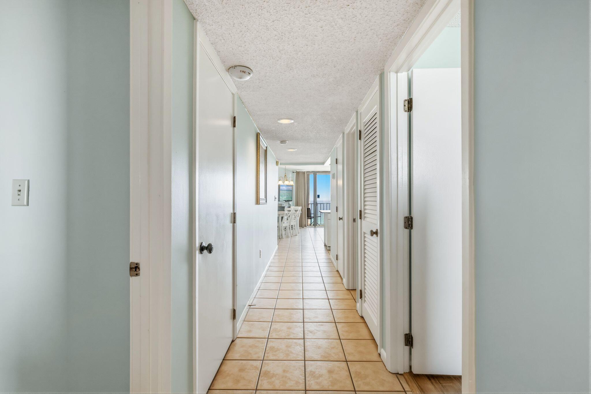EDGEWATER - Residential