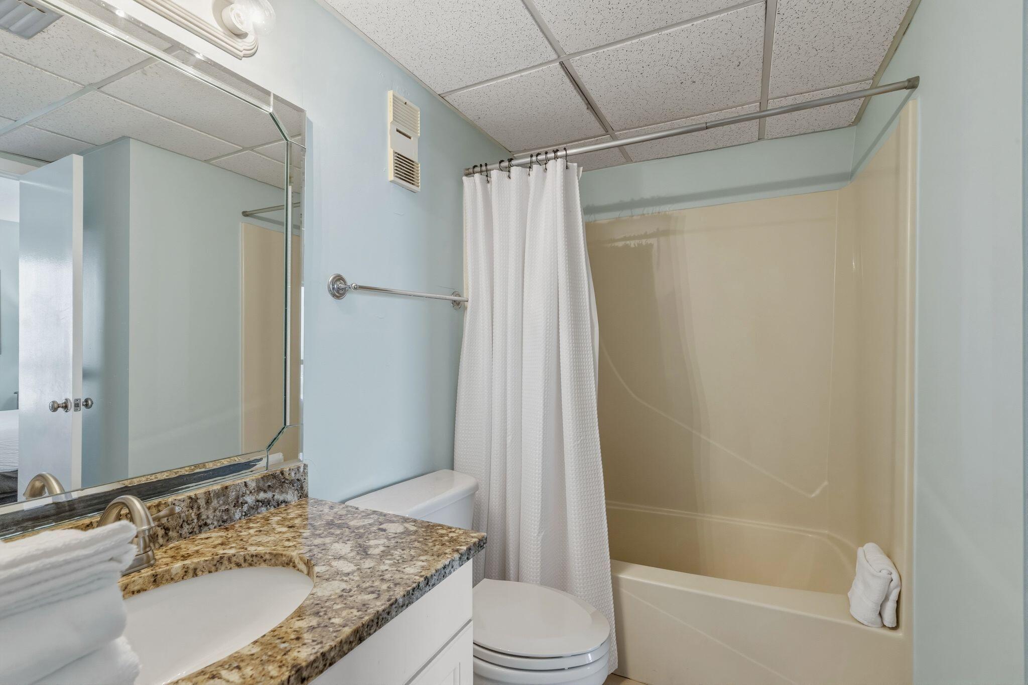 EDGEWATER - Residential