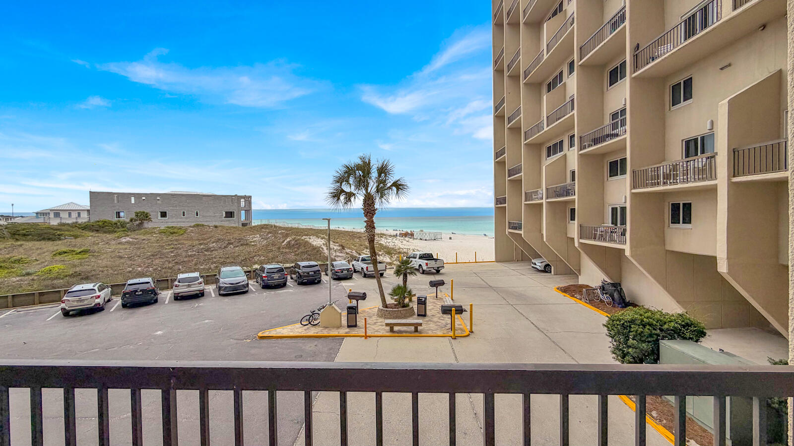 PINNACLE PORT - Residential