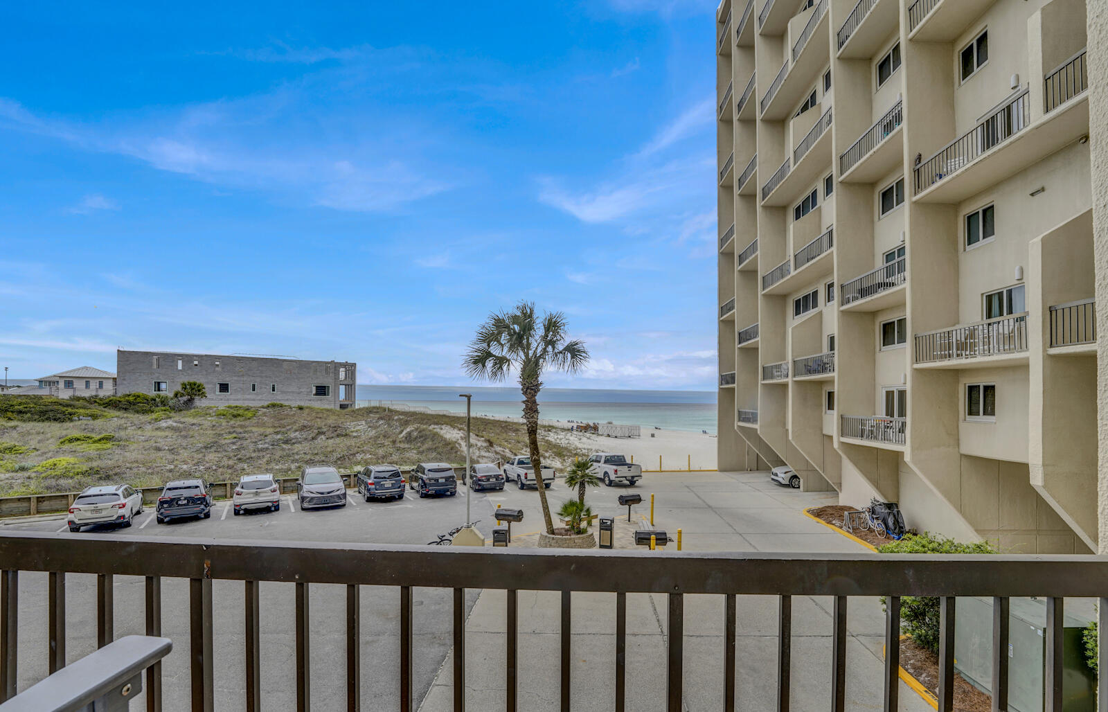 PINNACLE PORT - Residential