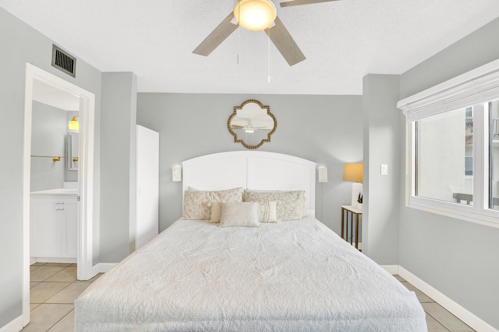 PINNACLE PORT - Residential