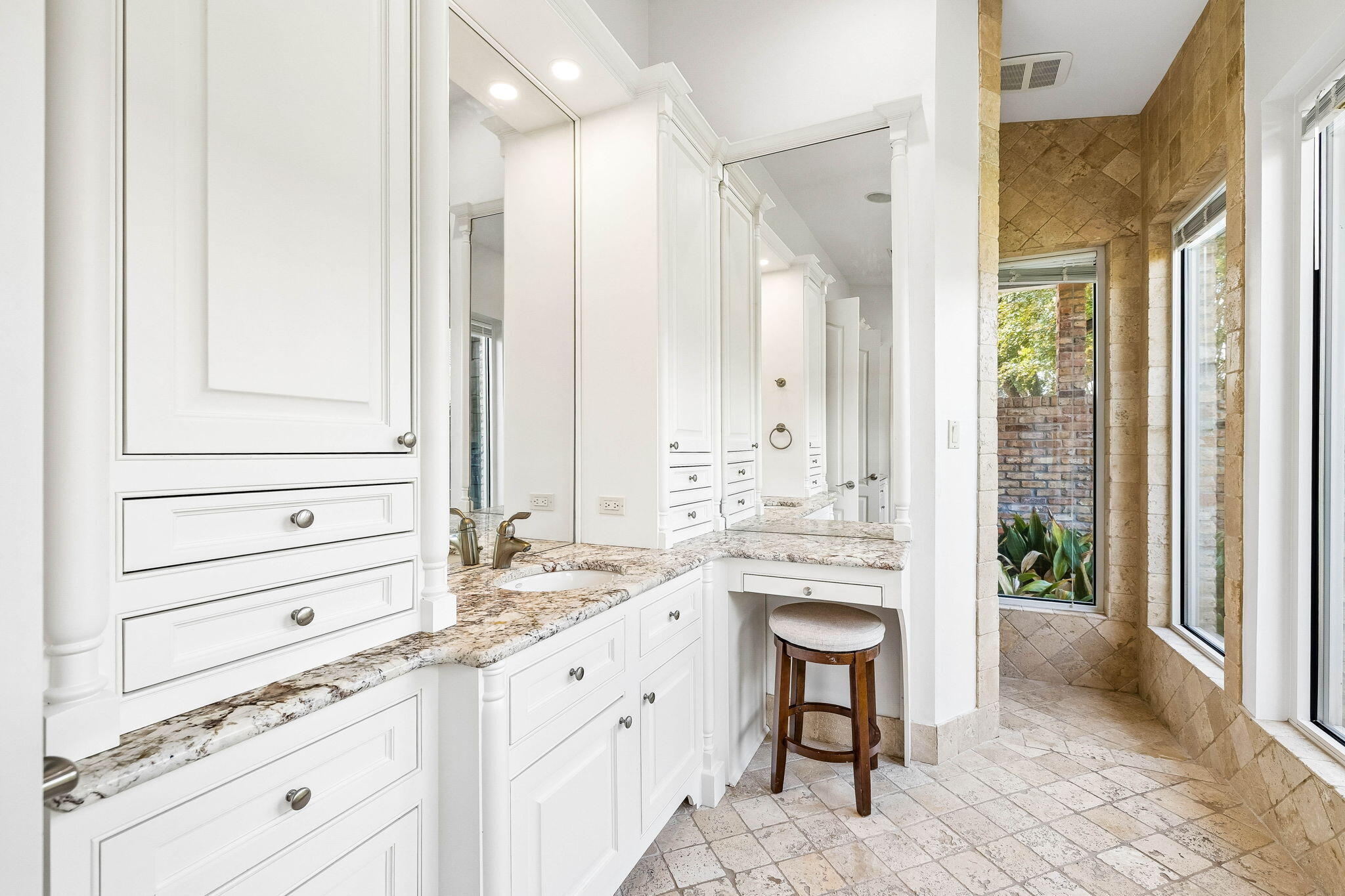DRIFTWOOD ESTATES - Residential