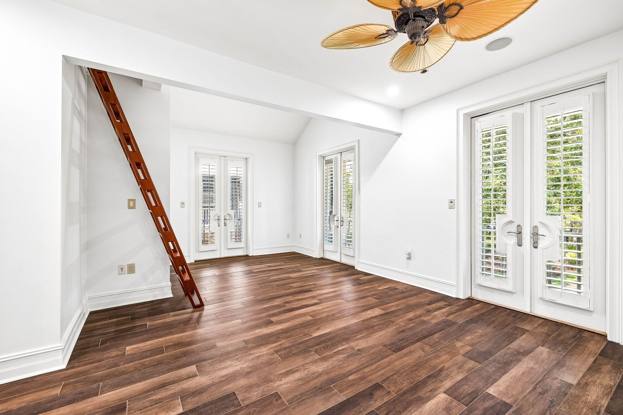 DRIFTWOOD ESTATES - Residential