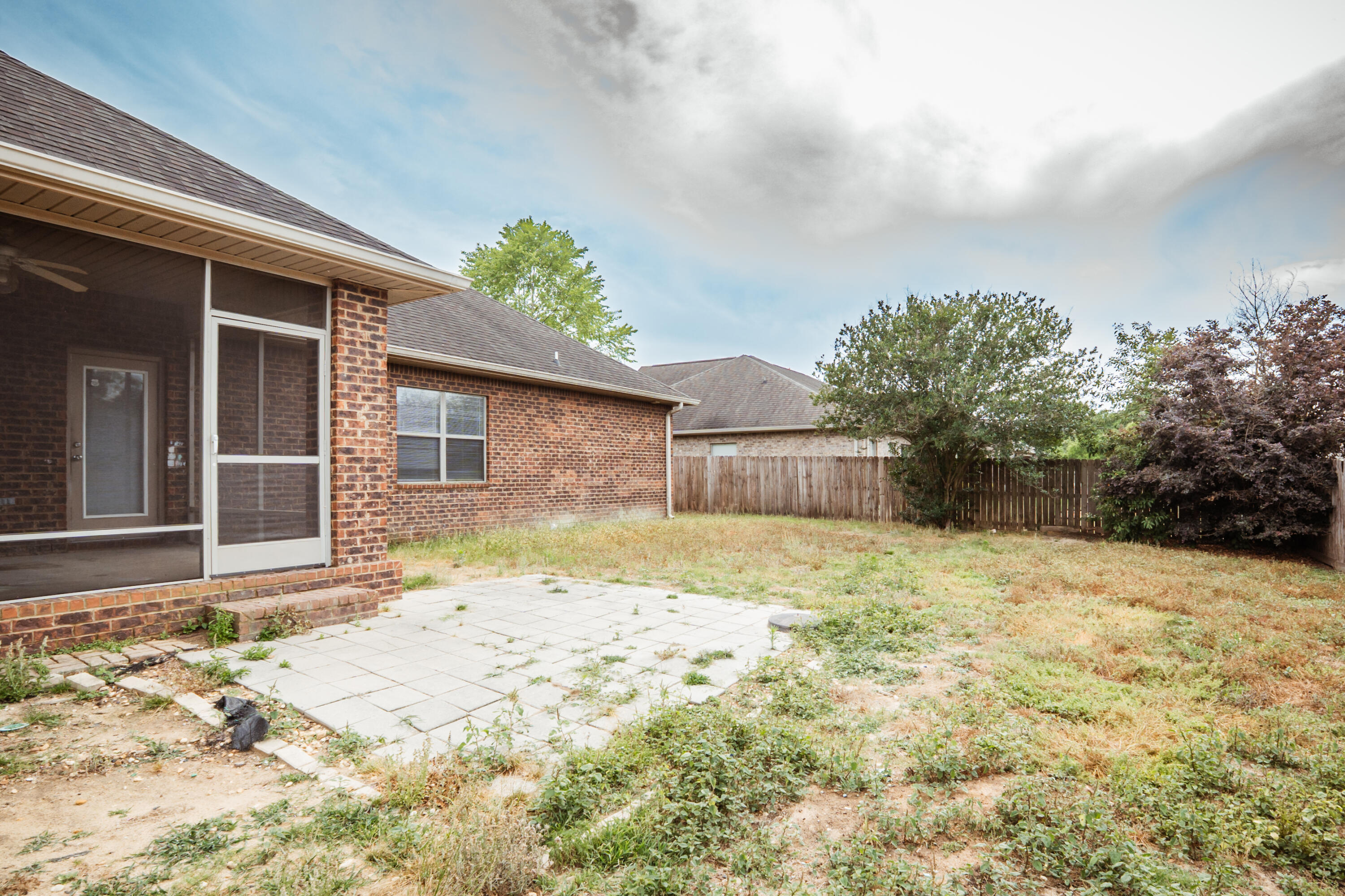 LIBERTY OAKS - Residential Lease