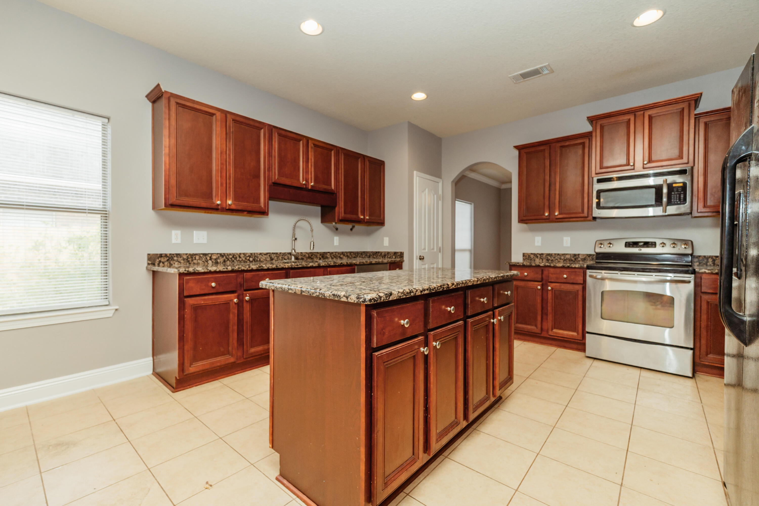 LIBERTY OAKS - Residential Lease