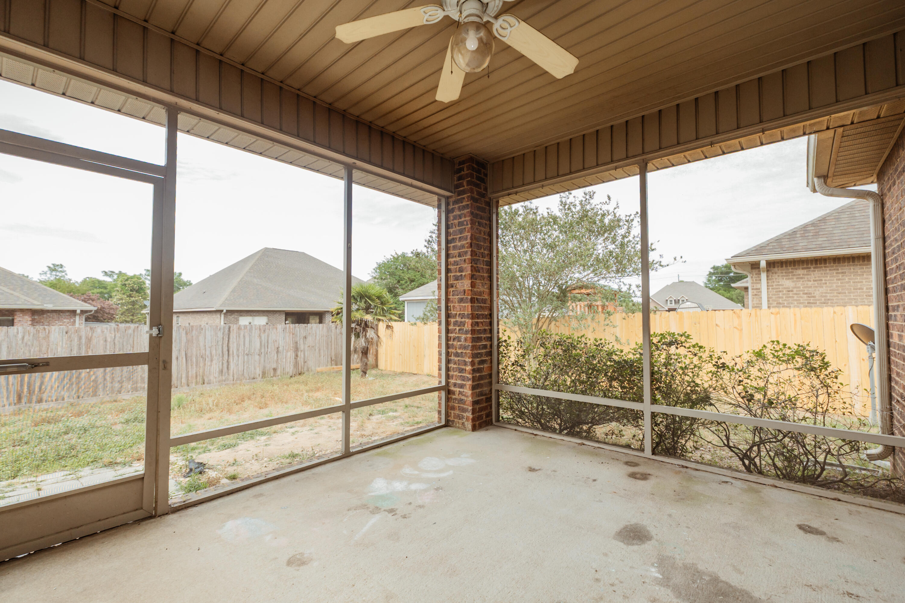 LIBERTY OAKS - Residential Lease