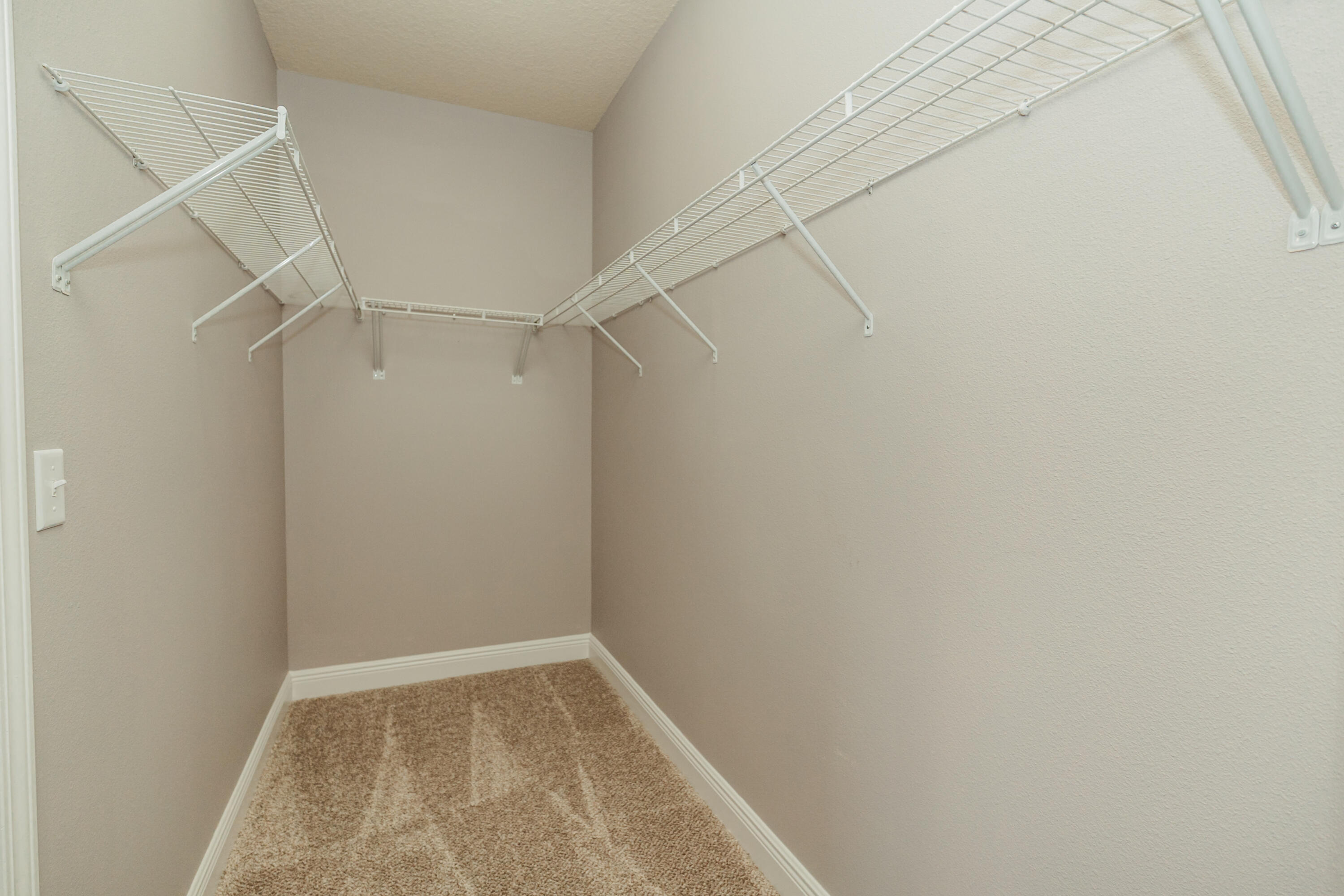 LIBERTY OAKS - Residential Lease