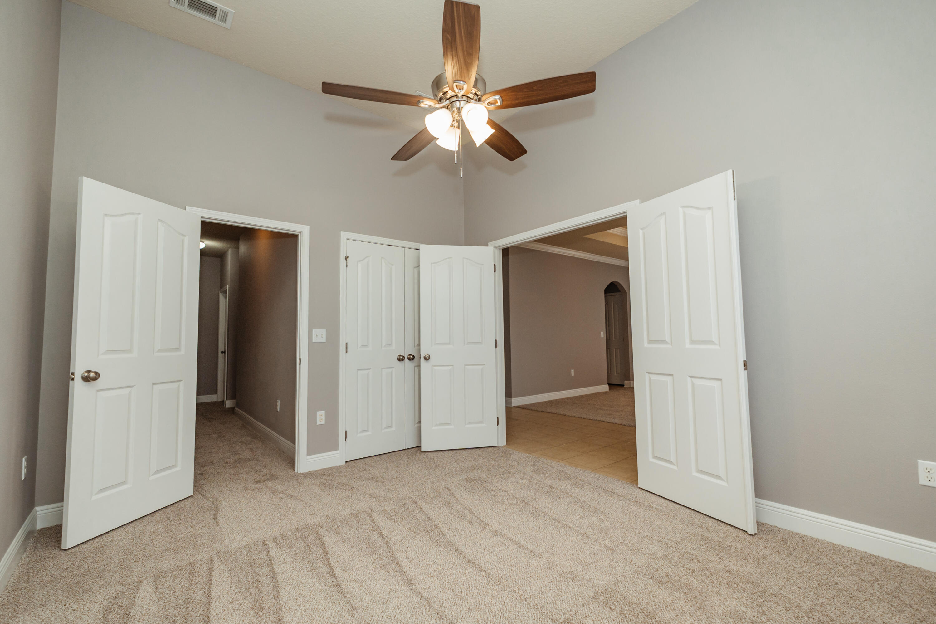 LIBERTY OAKS - Residential Lease