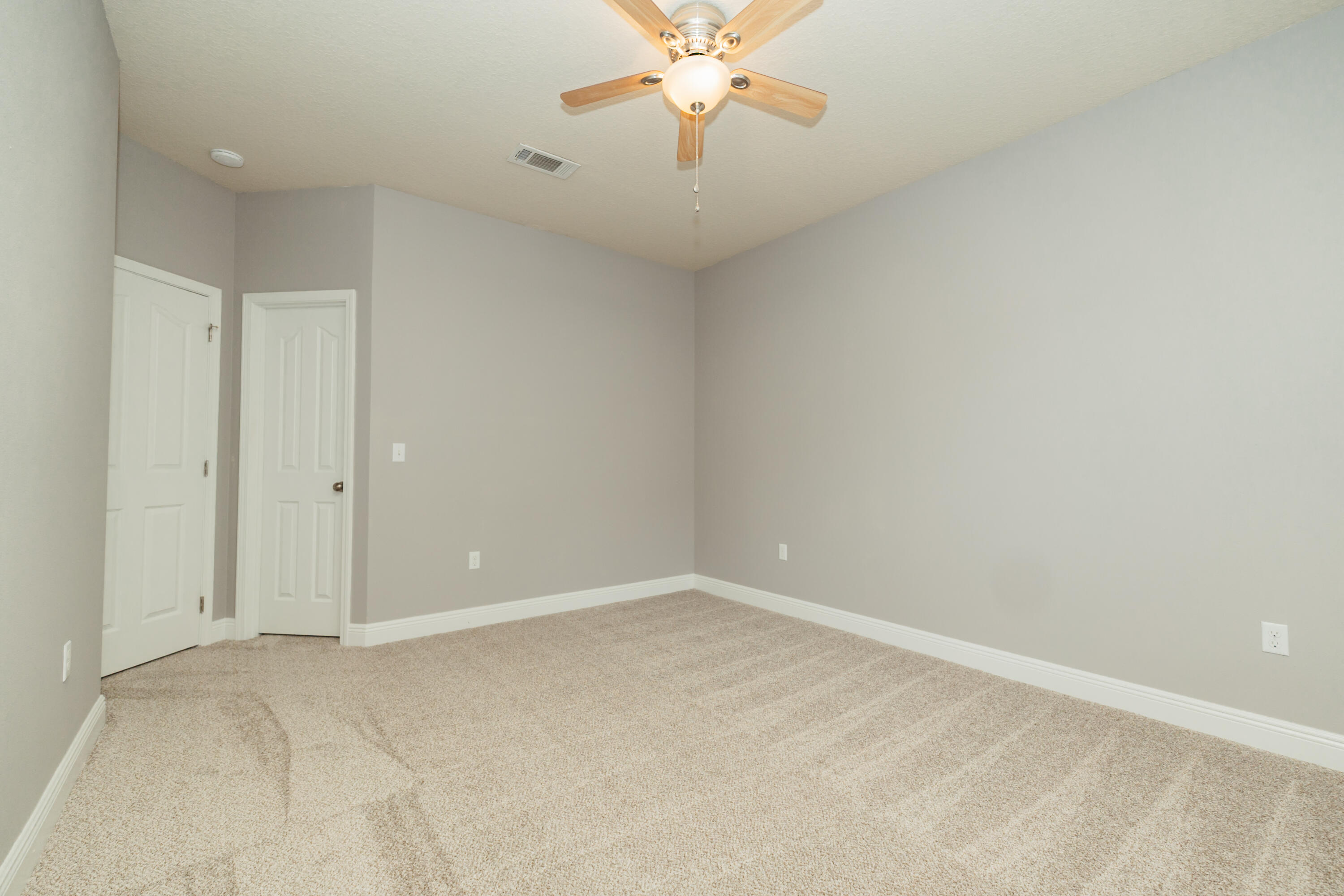 LIBERTY OAKS - Residential Lease