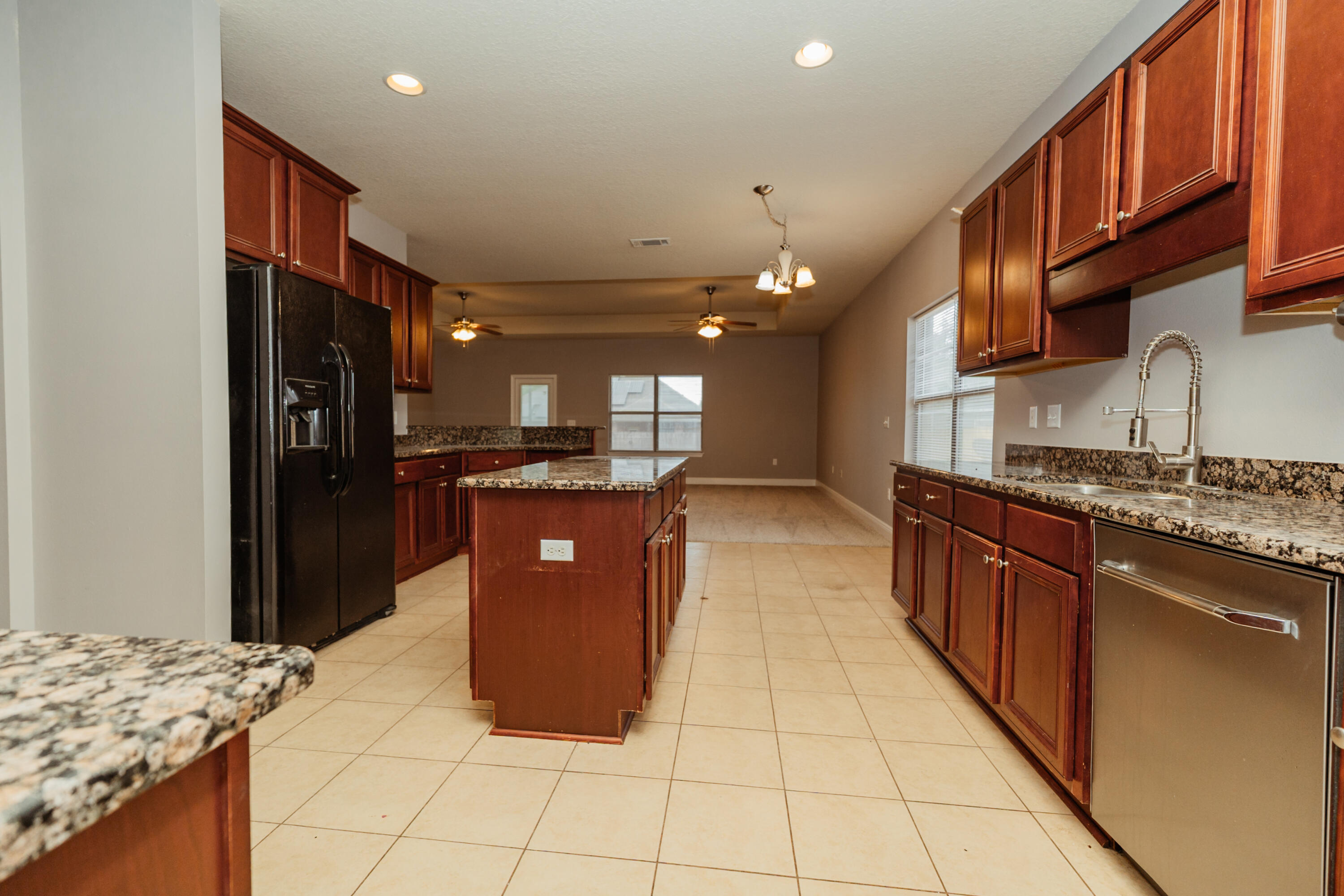 LIBERTY OAKS - Residential Lease