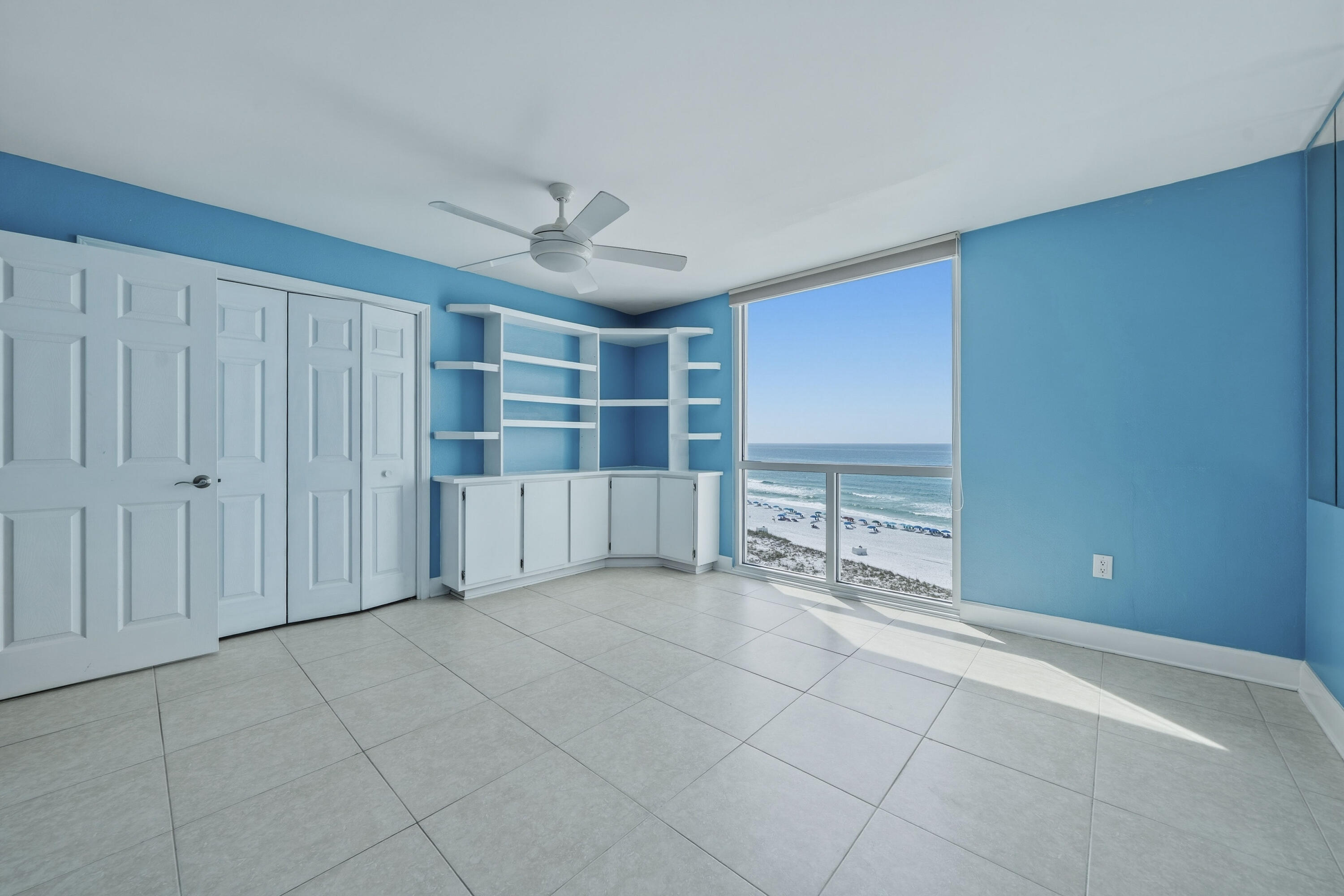 SHORELINE TOWERS 1 - Residential