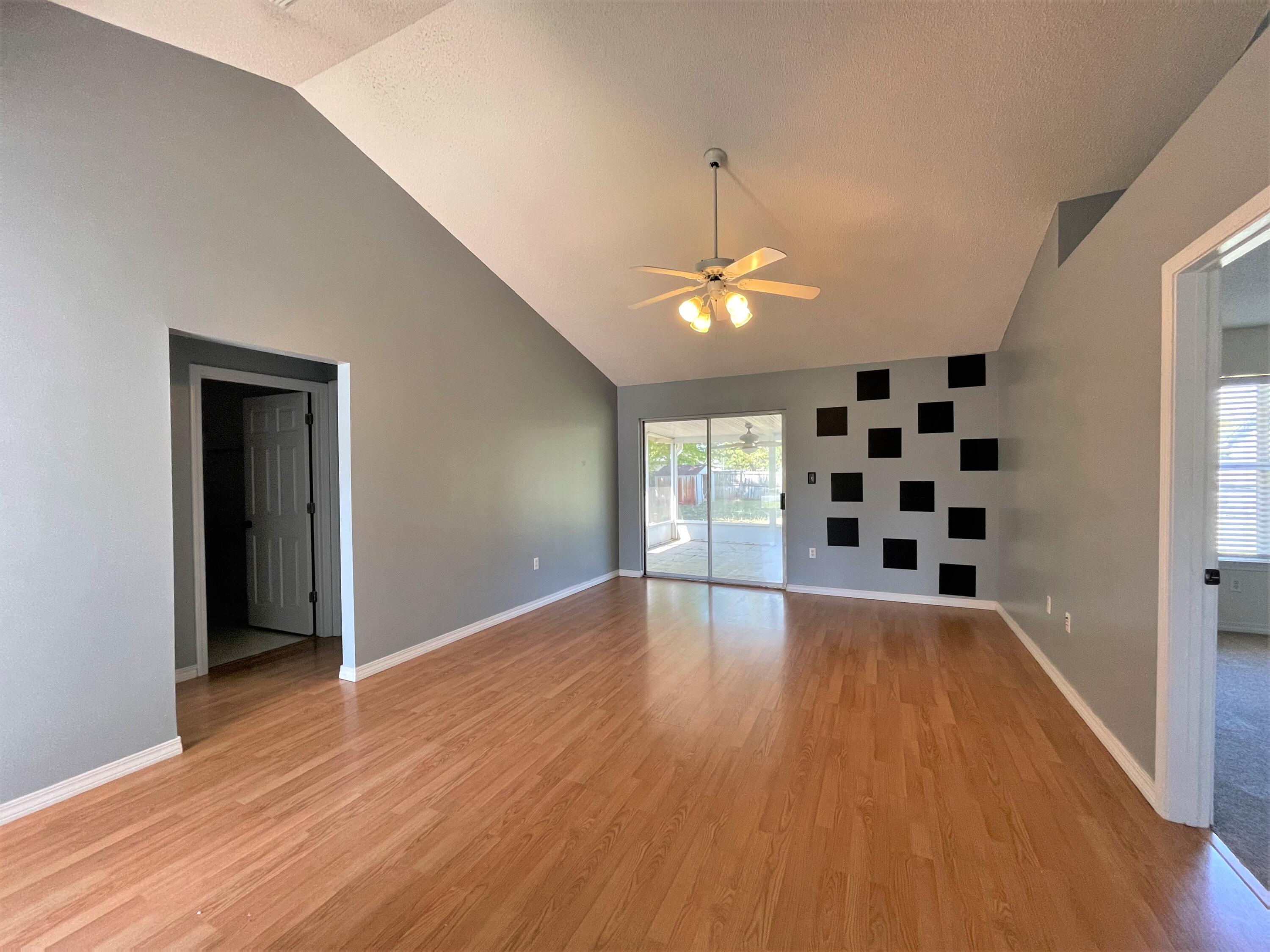 SUGAR CREEK S/D - Residential Lease