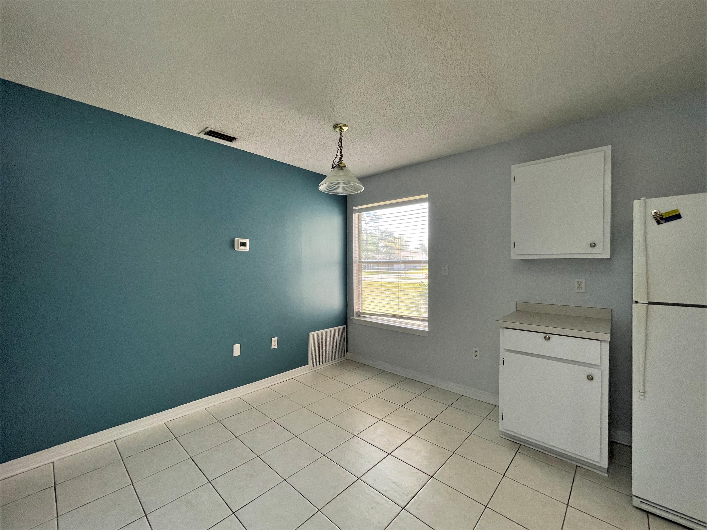 SUGAR CREEK S/D - Residential Lease