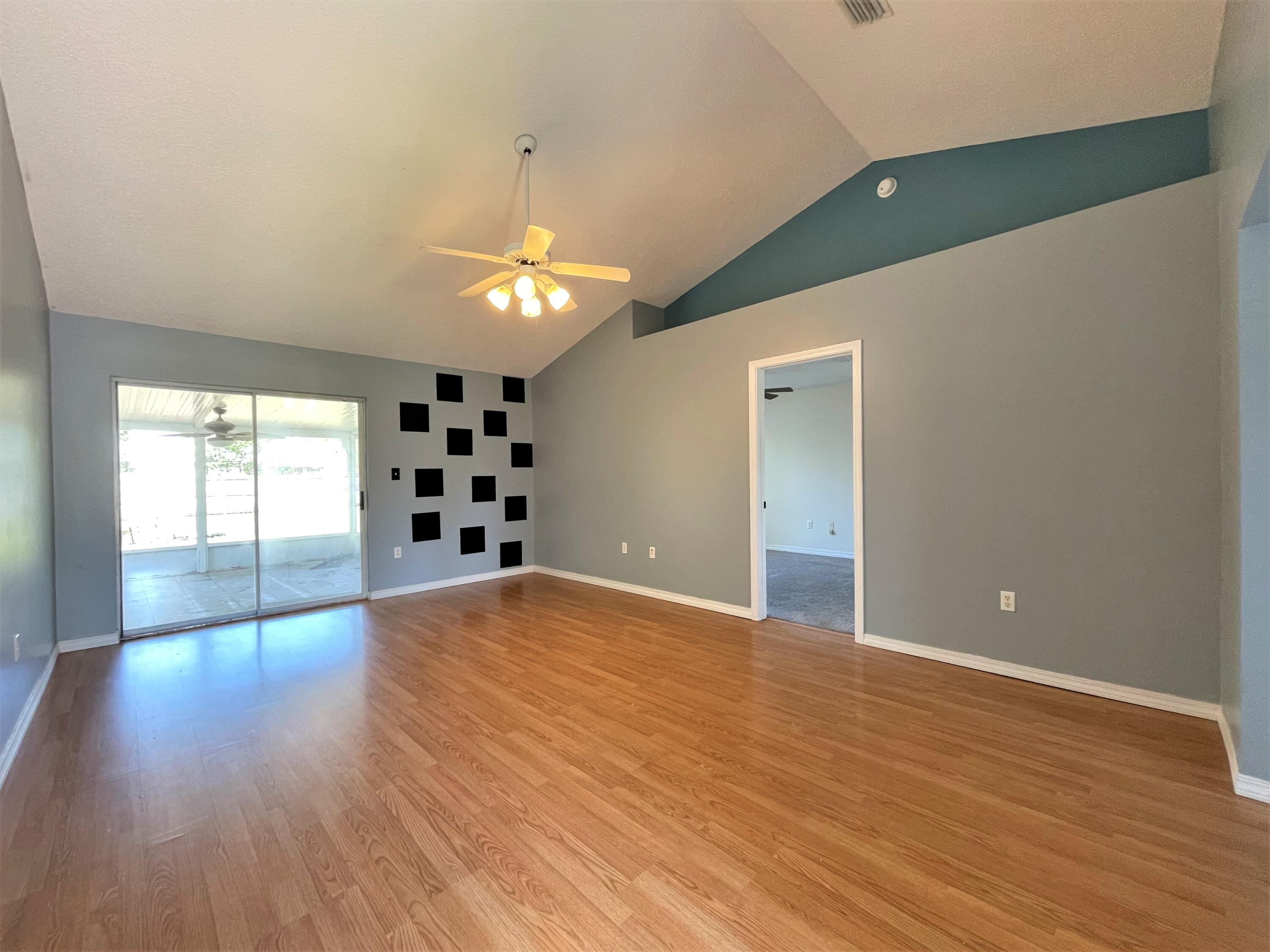 SUGAR CREEK S/D - Residential Lease