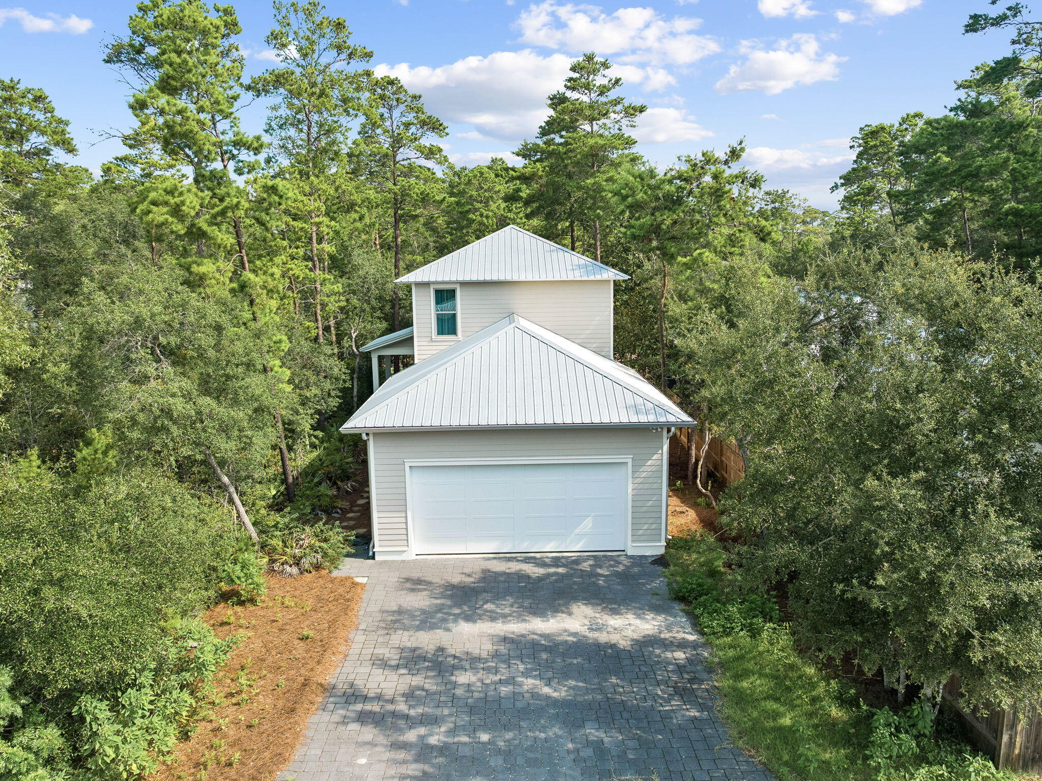 GRAYTON BAYOU - Residential