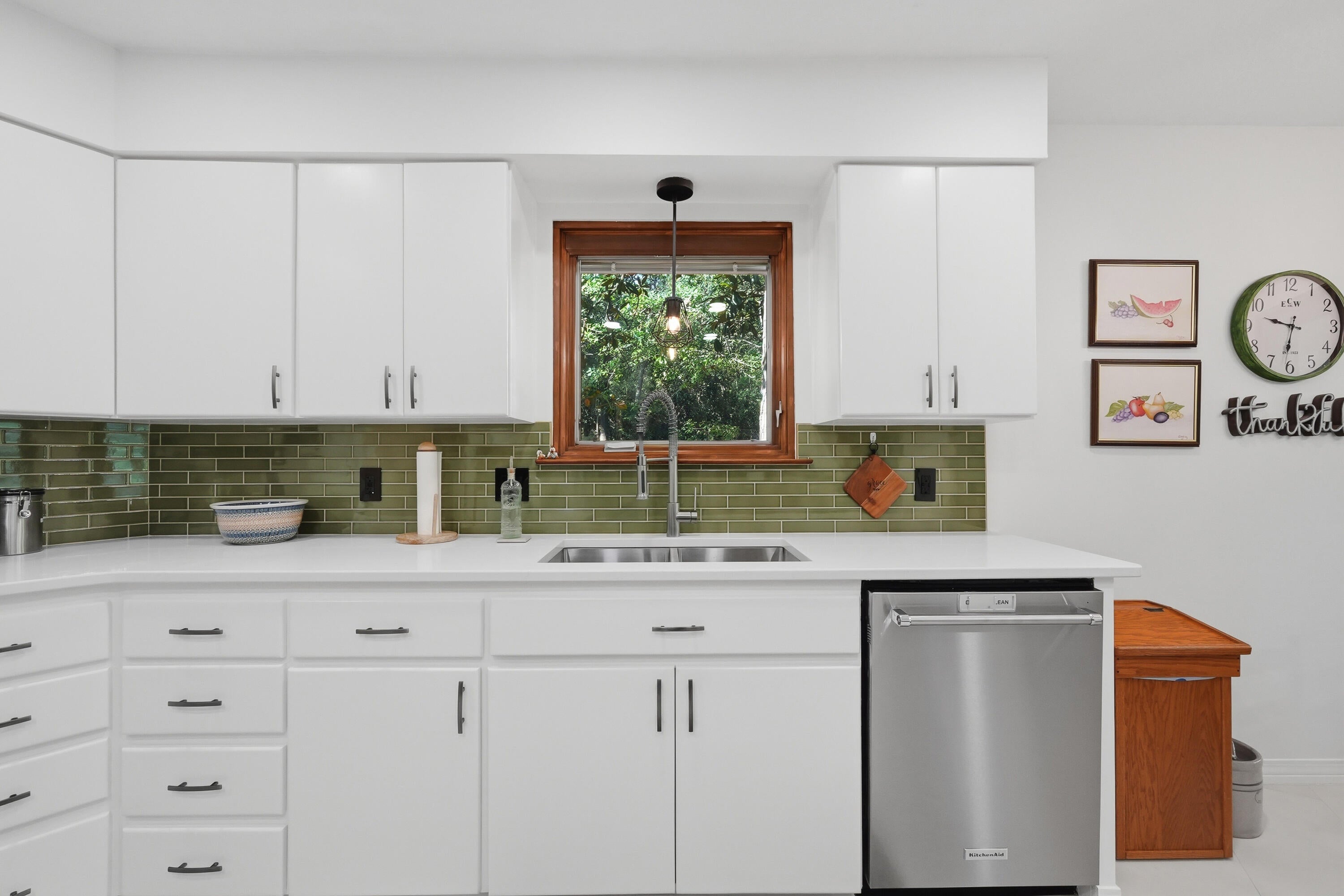 LAURELWOOD ESTATES - Residential