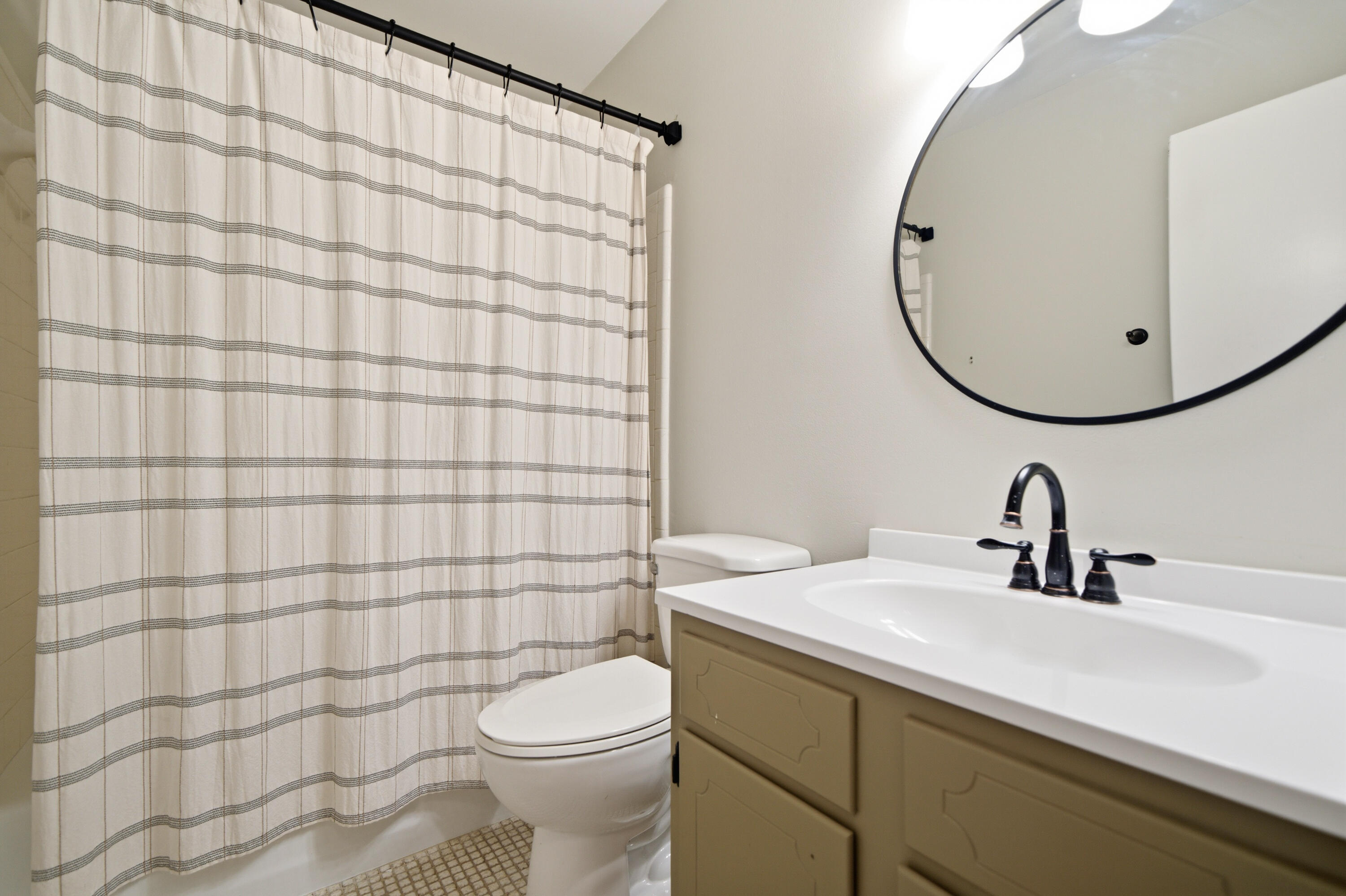 OAKLAND HEIGHTS - Residential