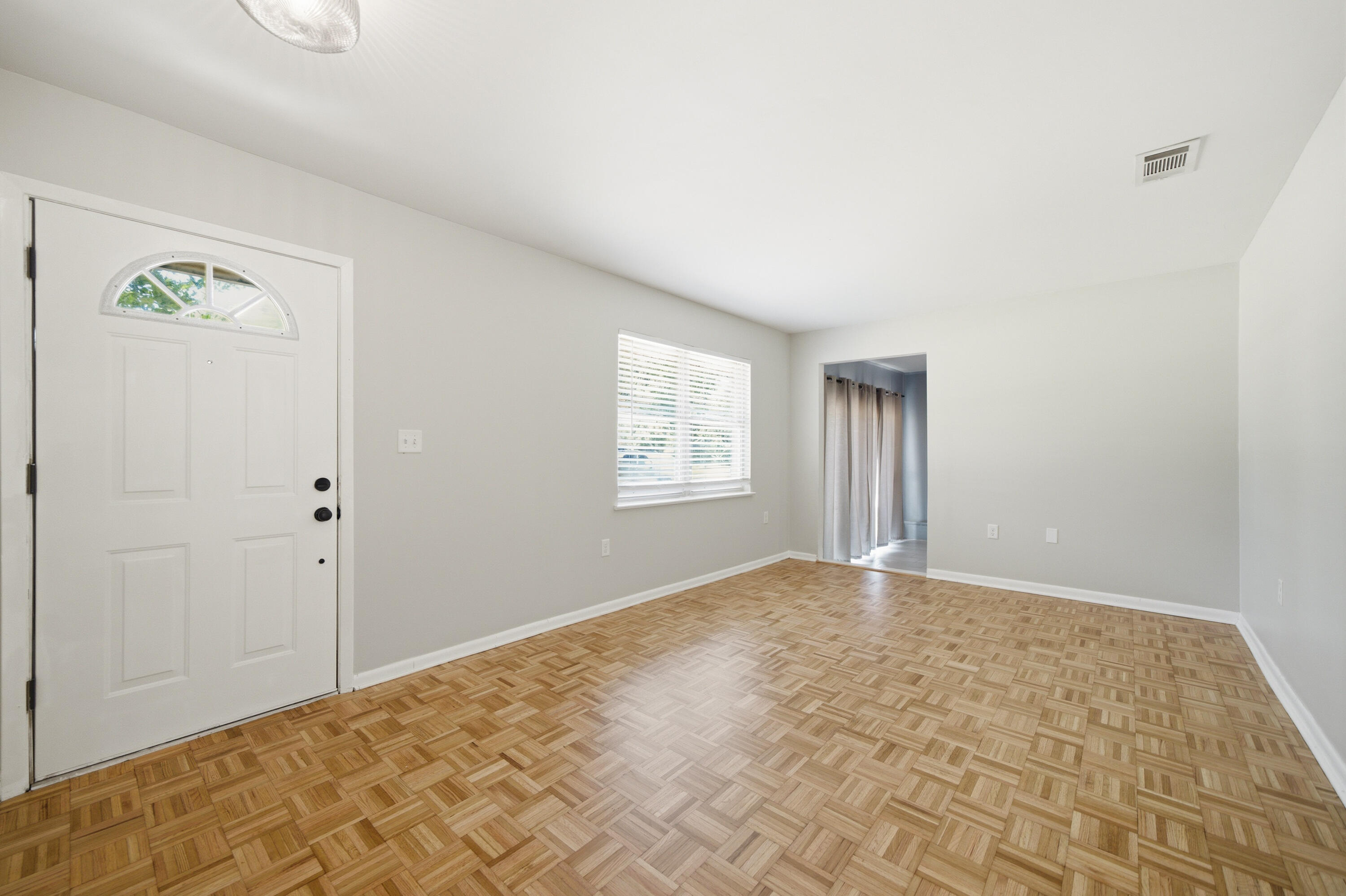 OAKLAND HEIGHTS - Residential